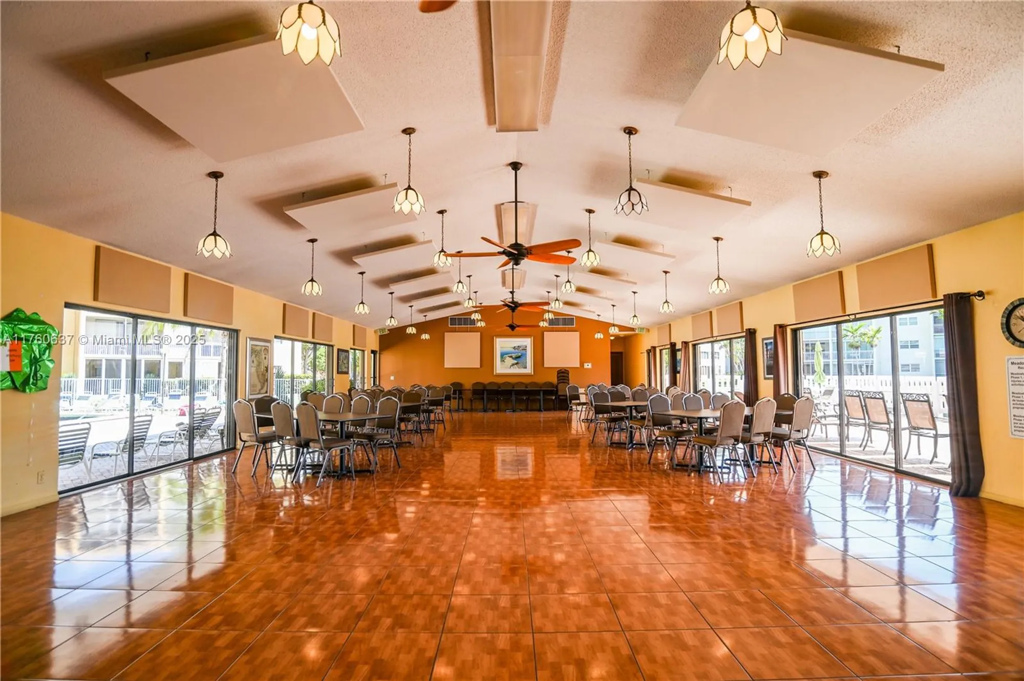 Property Slideshow image 44 of 54 | 202 se 10th st 206, Dania Beach, FL, 33004