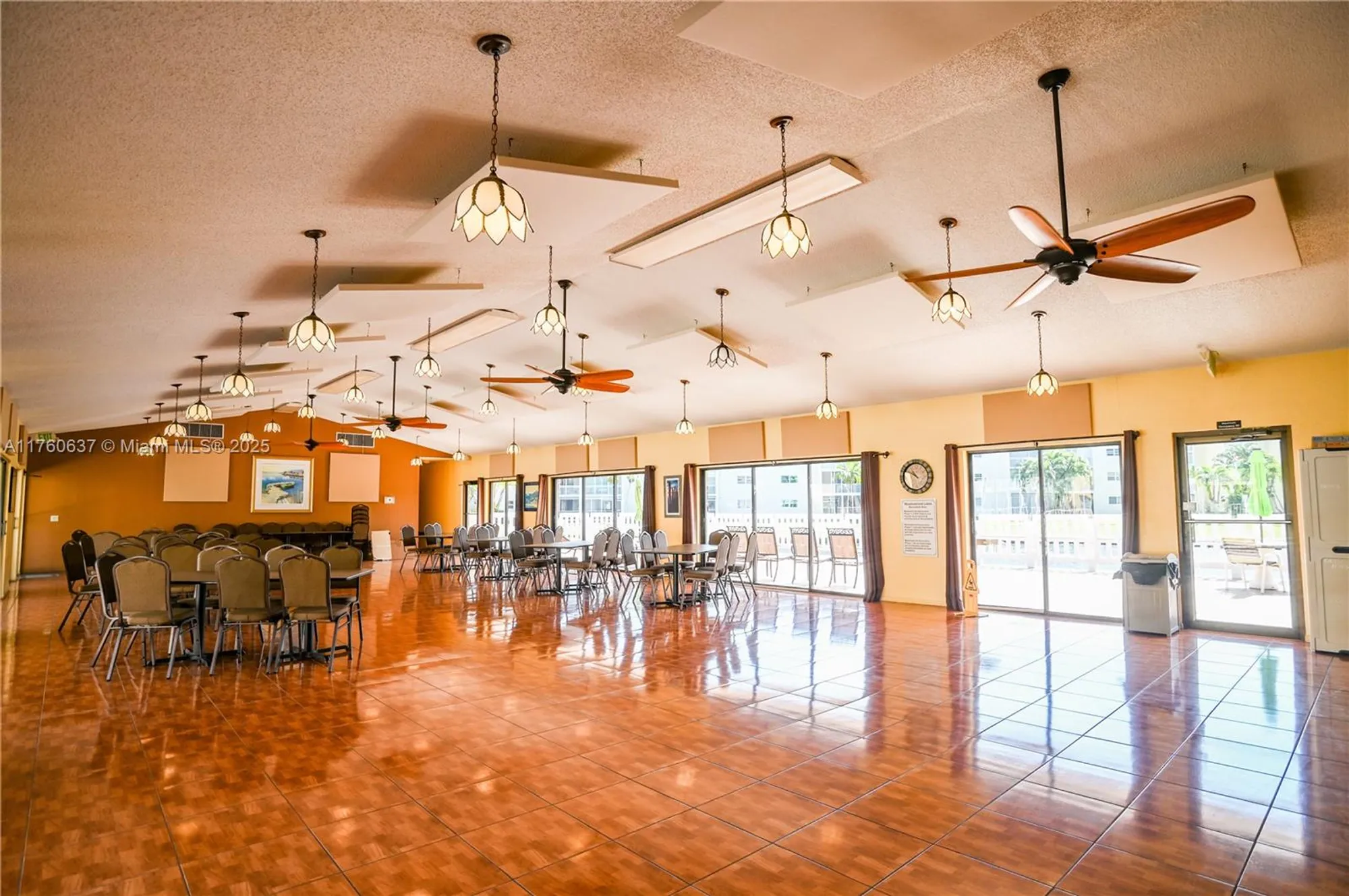Property Slideshow image 43 of 54 | 202 se 10th st 206, Dania Beach, FL, 33004