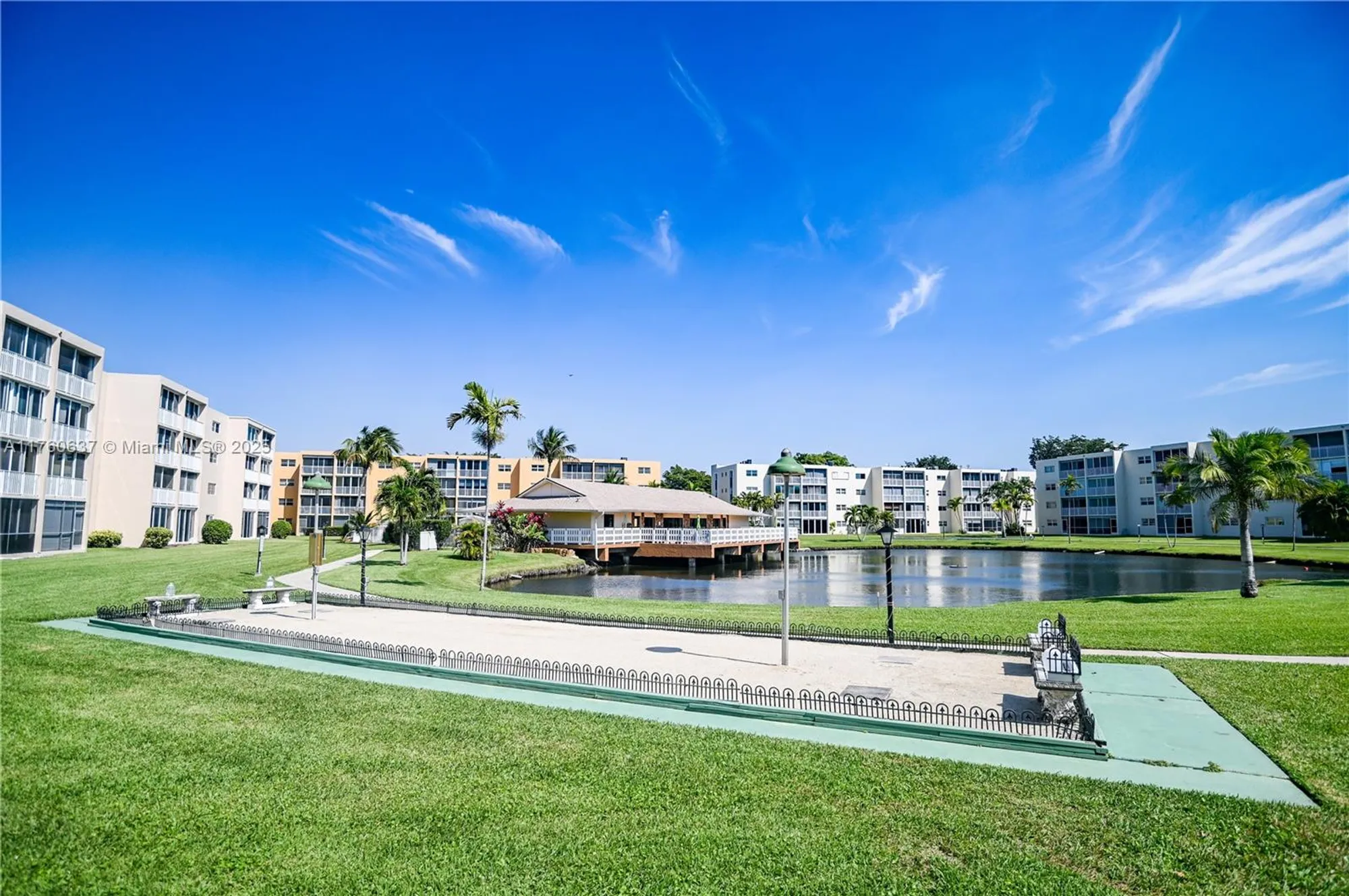 Property Slideshow image 51 of 54 | 202 se 10th st 206, Dania Beach, FL, 33004