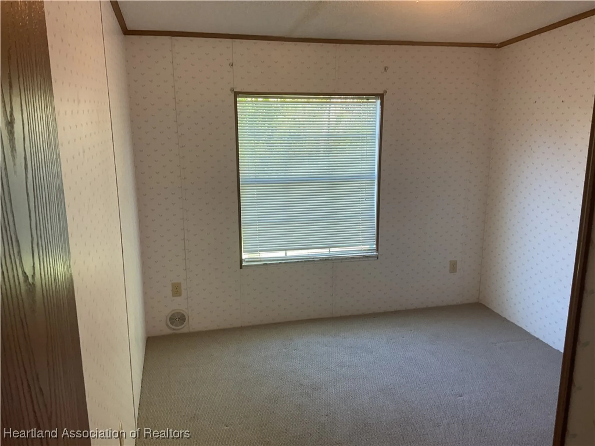 Property Slideshow image 9 of 16 | 2704 e waterview dr, Avon Park, FL, 33825