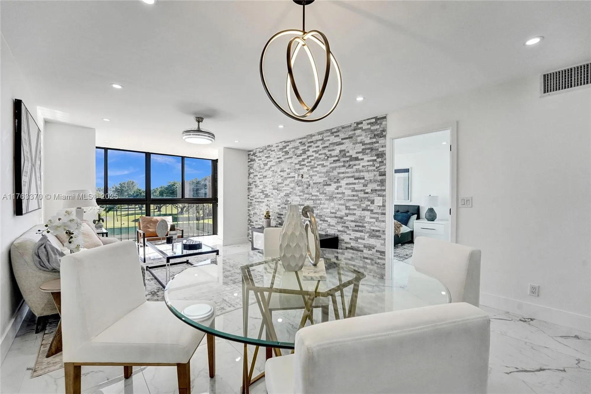 Property Slideshow image 14 of 51 | 8900 washington blvd 416, Pembroke Pines, FL, 33025