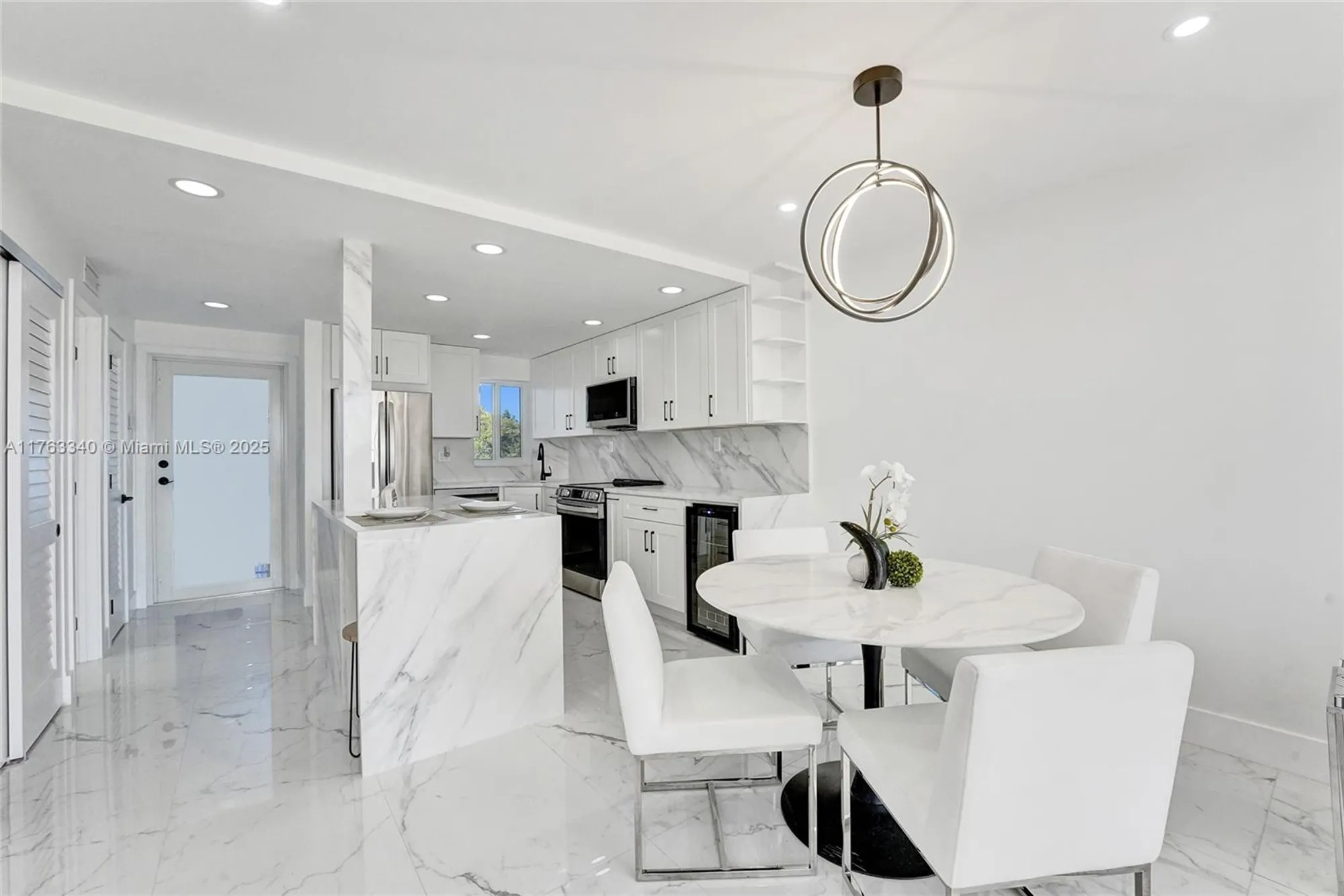 Property Slideshow image 15 of 54 | 8900 washington blvd 506a, Pembroke Pines, FL, 33025