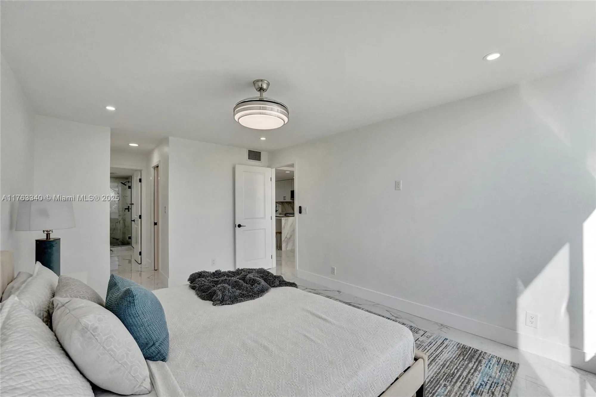 Property Slideshow image 23 of 54 | 8900 washington blvd 506a, Pembroke Pines, FL, 33025