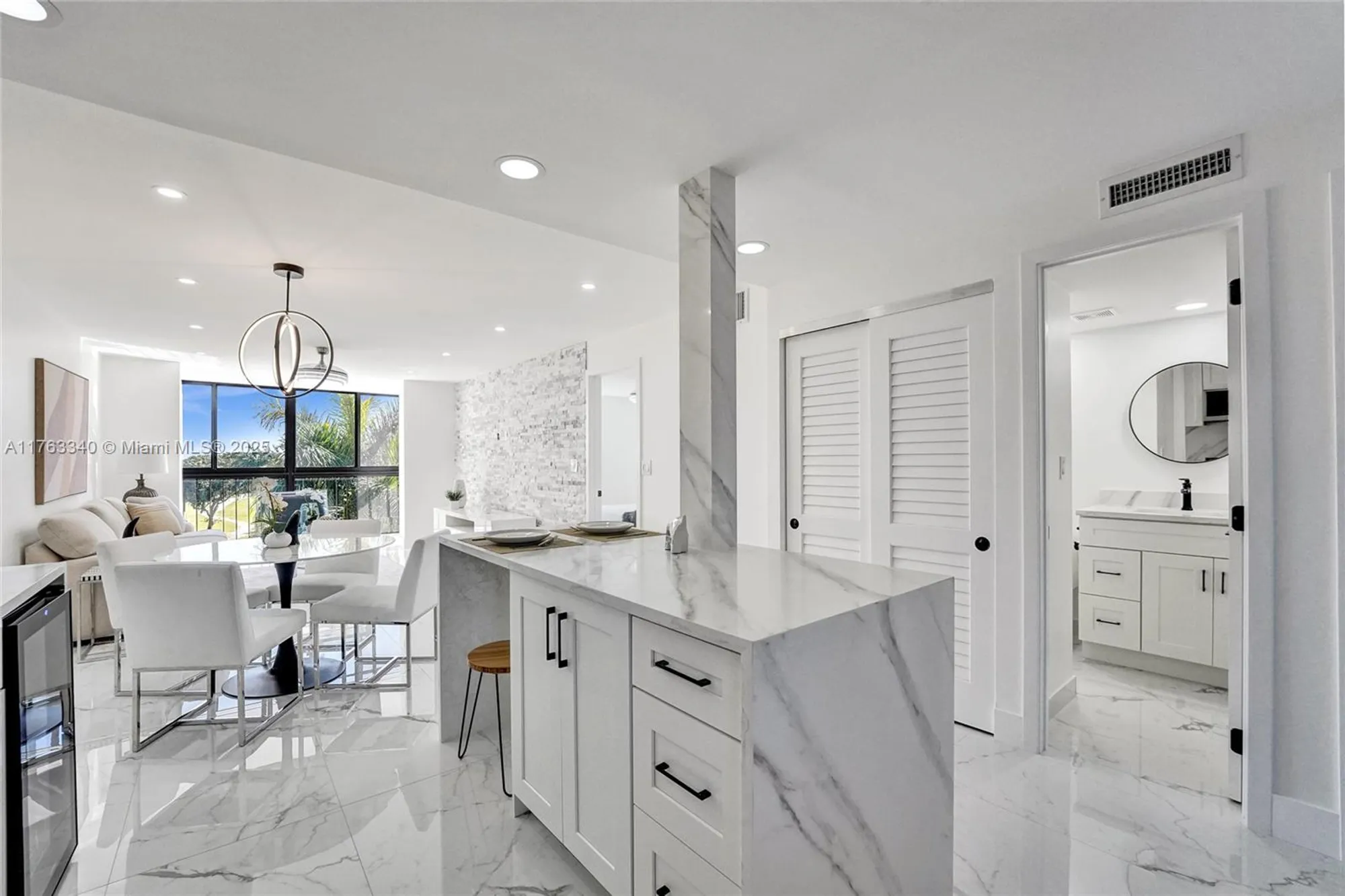 Property Slideshow image 7 of 54 | 8900 washington blvd 506a, Pembroke Pines, FL, 33025