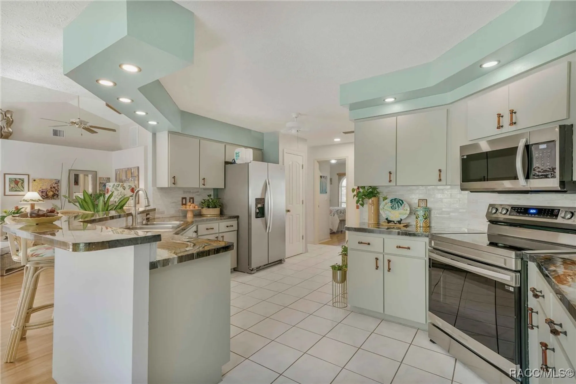 Property Slideshow image 18 of 77 | 720 balmoral ct, Inverness, FL, 34453