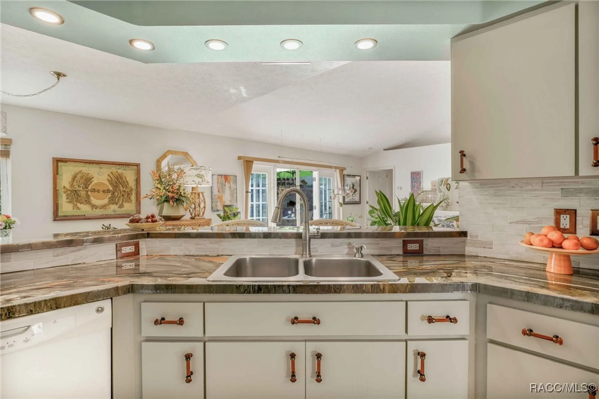 Property Slideshow image 19 of 77 | 720 balmoral ct, Inverness, FL, 34453