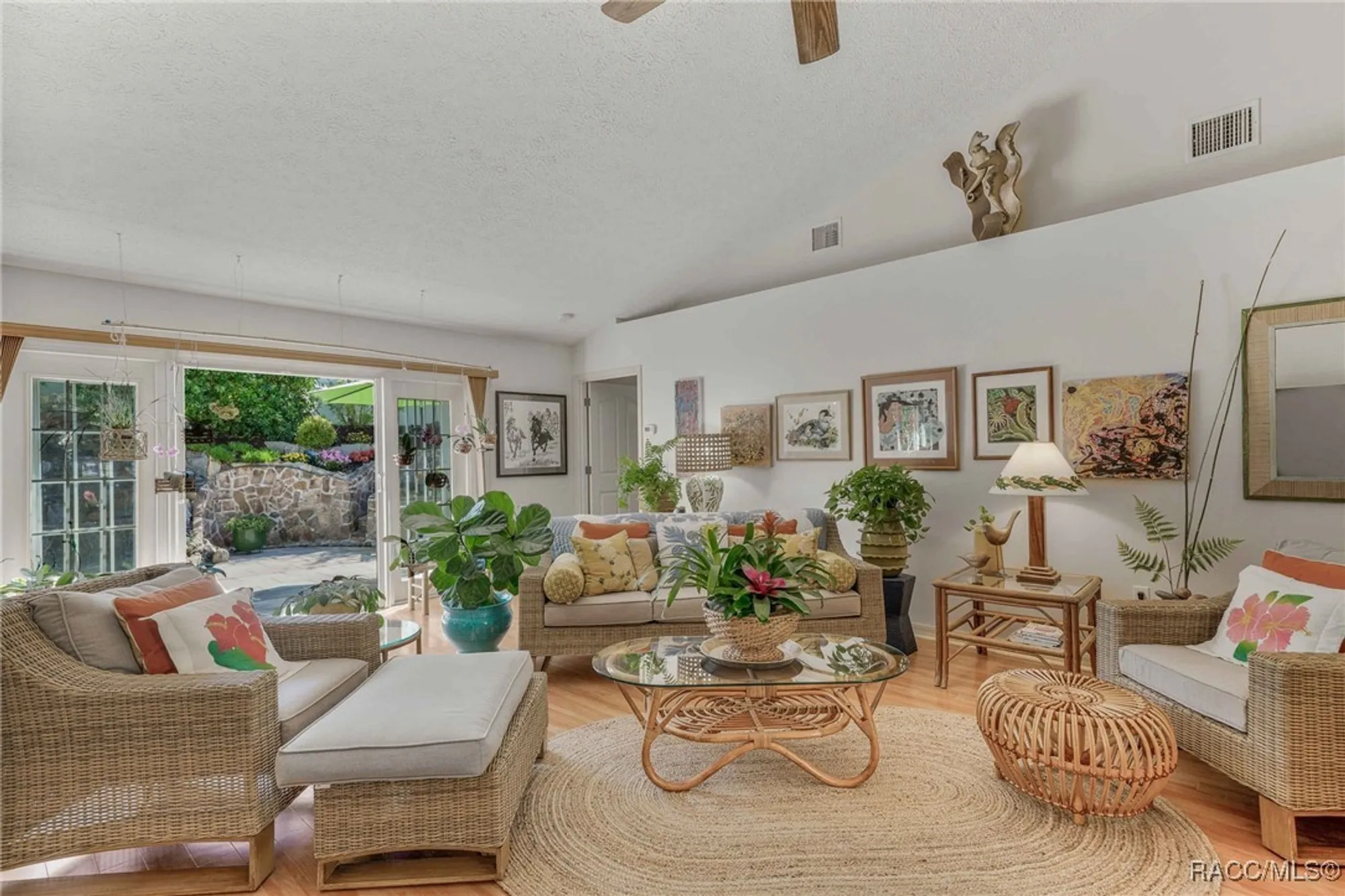 Property Slideshow image 10 of 77 | 720 balmoral ct, Inverness, FL, 34453