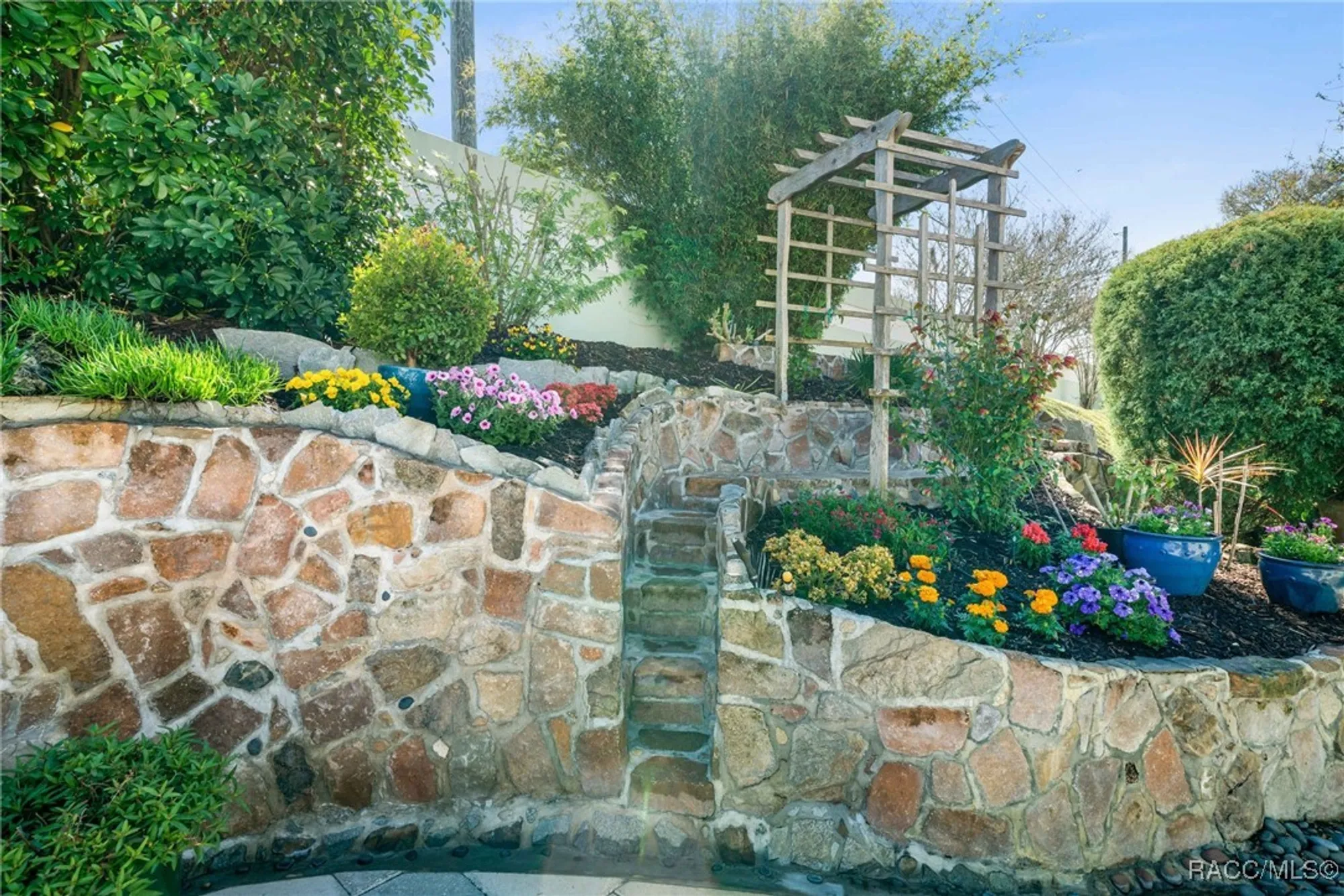 Property Slideshow image 7 of 77 | 720 balmoral ct, Inverness, FL, 34453