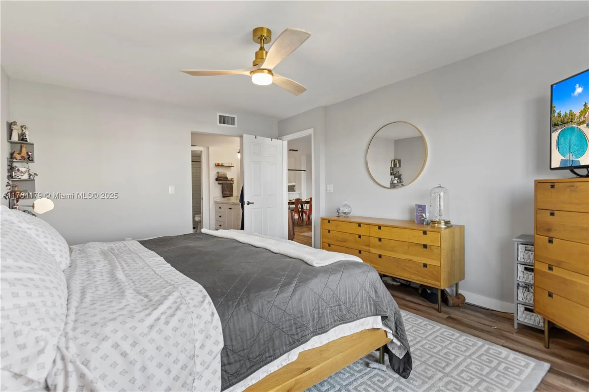 Property Slideshow image 18 of 58 | 7676 trent dr 308, Tamarac, FL, 33321