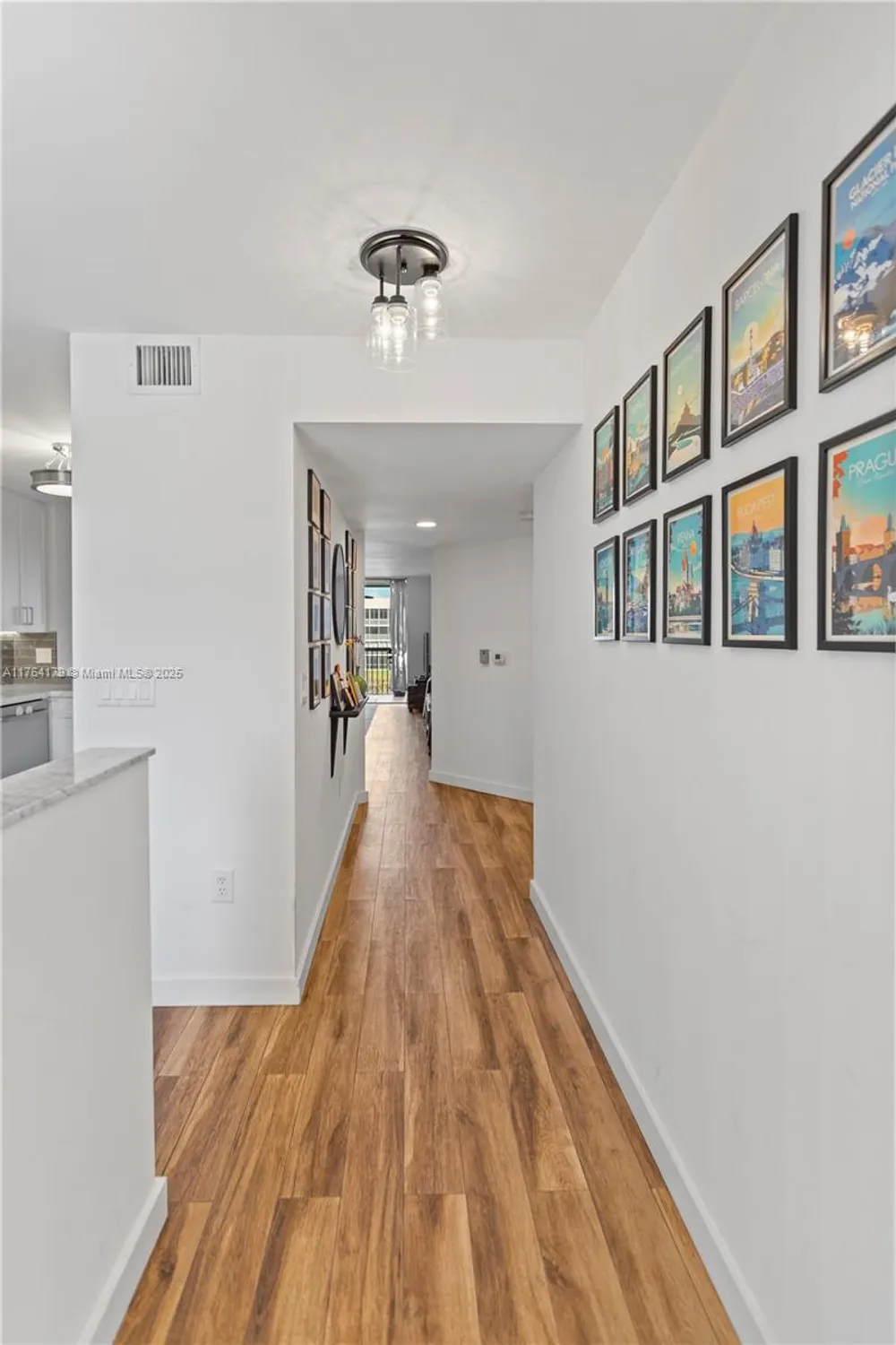 Property Slideshow image 13 of 58 | 7676 trent dr 308, Tamarac, FL, 33321