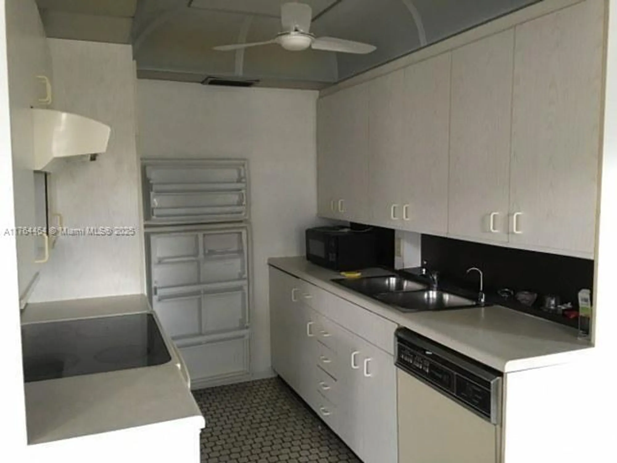 Property Slideshow image 5 of 6 | 2069 exeter d, Boca Raton, FL, 33434