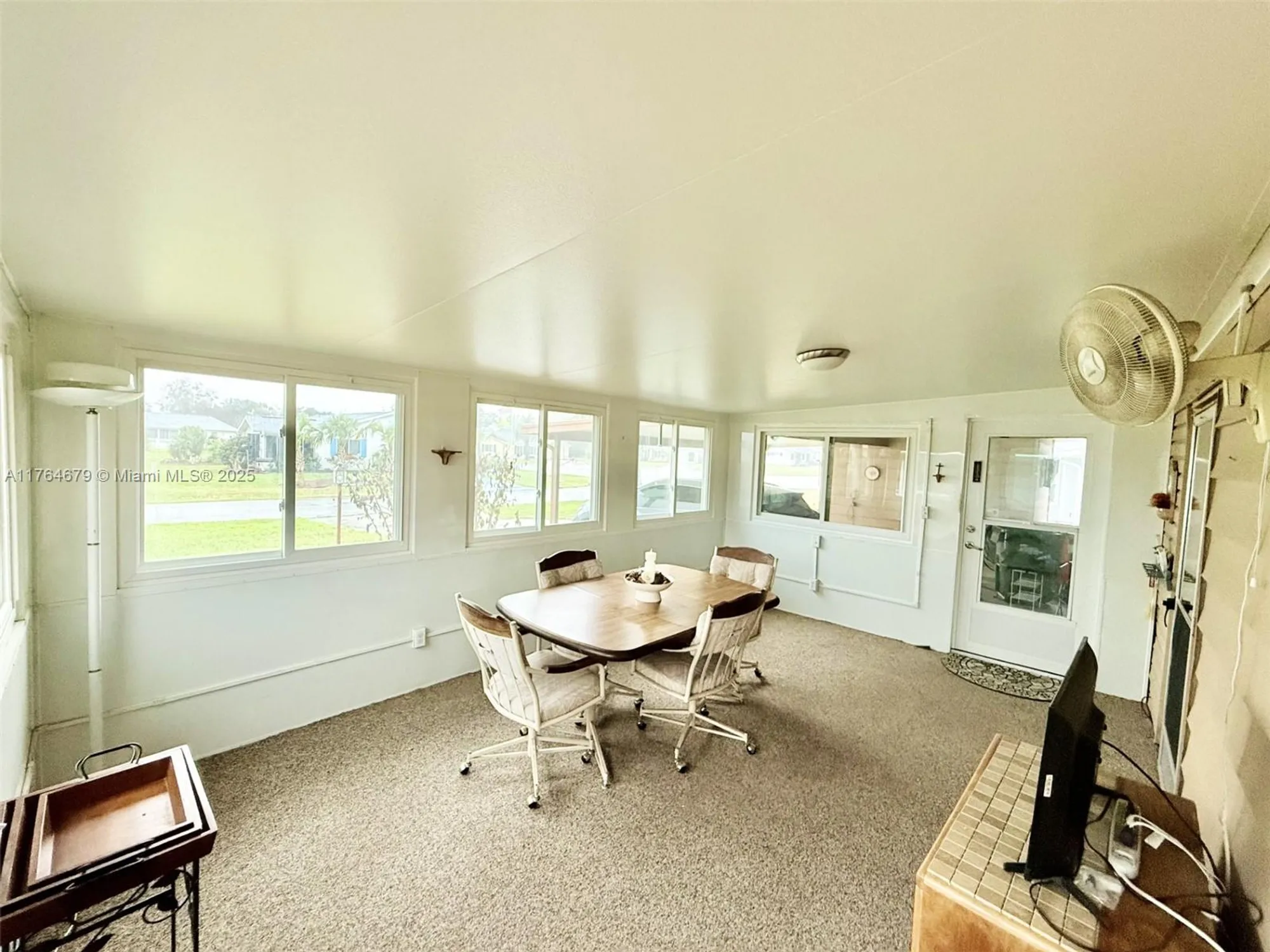 Property Slideshow image 8 of 48 | 6367 sw 83rd pl, Ocala, FL, 34476