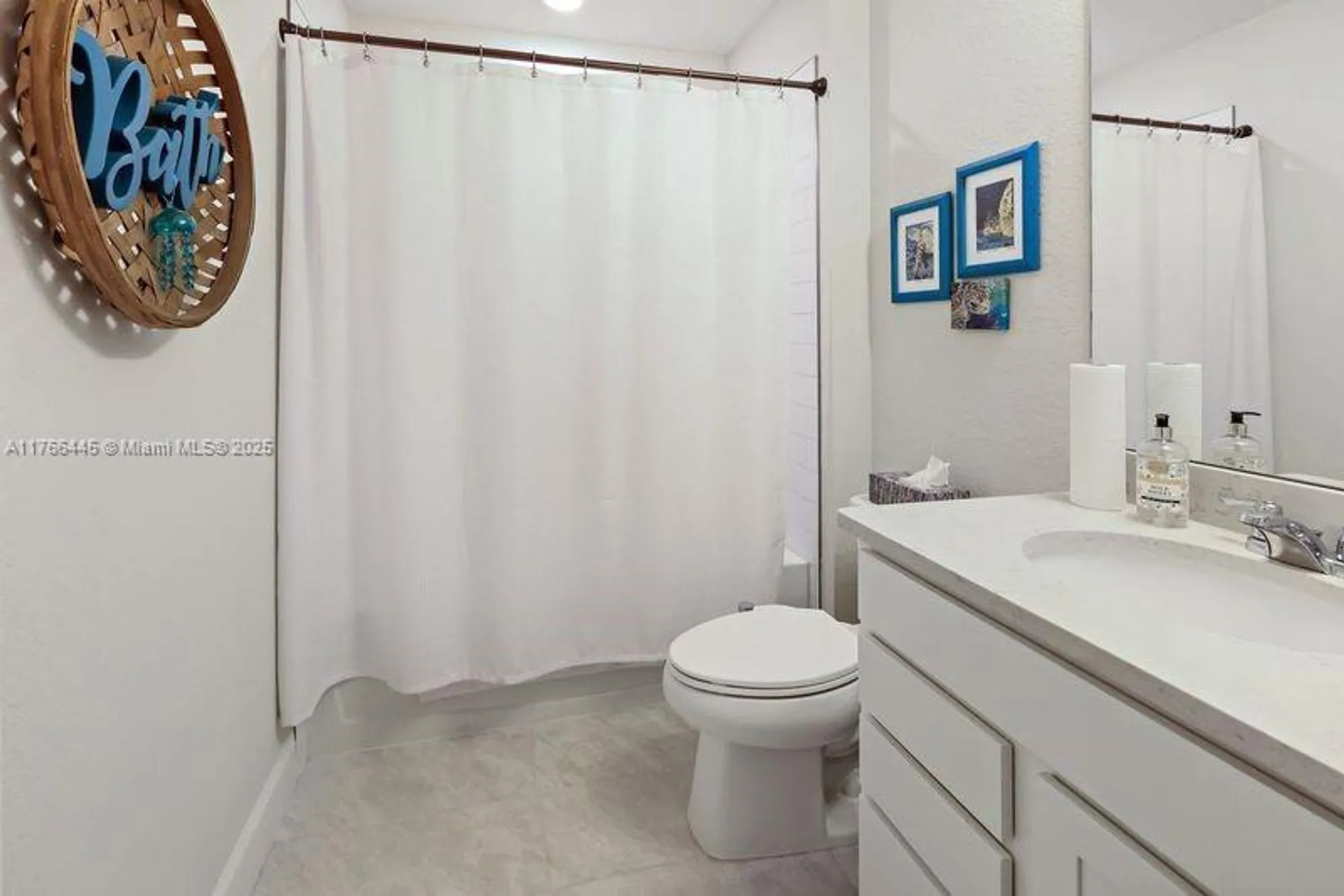 Property Slideshow image 15 of 24 | 4690 indigo way, Vero Beach, FL, 32967