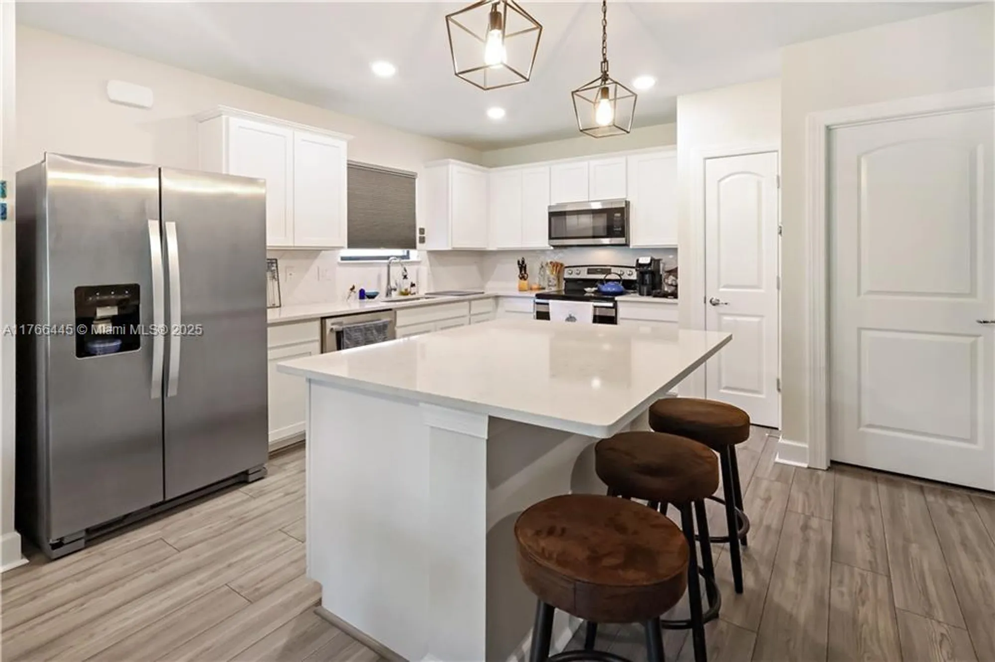 Property Slideshow image 5 of 24 | 4690 indigo way, Vero Beach, FL, 32967
