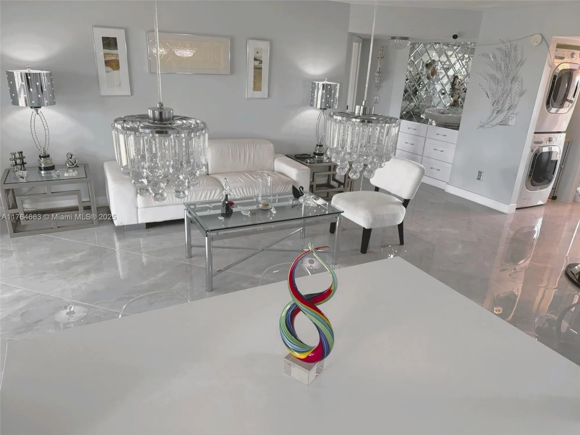 Property Slideshow image 7 of 31 | 3836 via poinciana 604, Lake Worth, FL, 33467