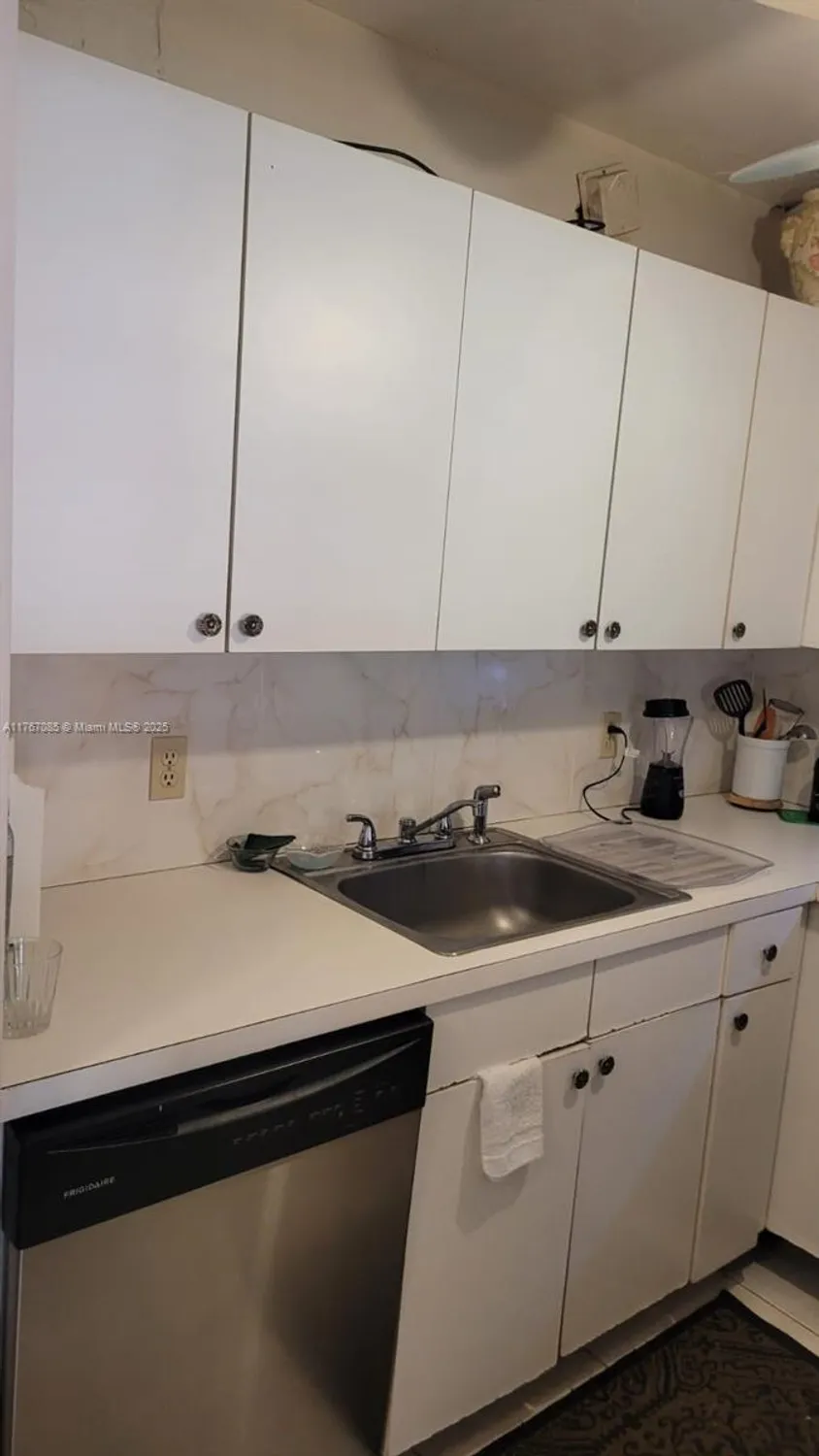 Property Slideshow image 8 of 13 | 418 tilford t # 418, Deerfield Beach, FL, 33442