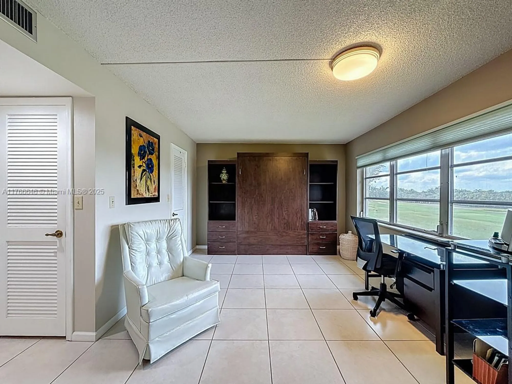 Property Slideshow image 19 of 38 | 9411 n hollybrook lake dr 304, Pembroke Pines, FL, 33025