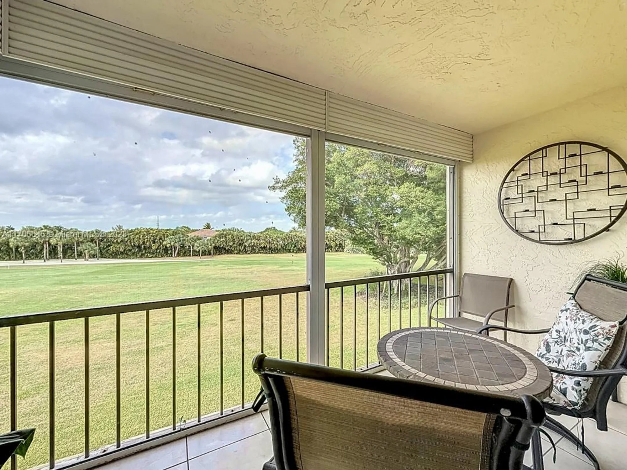 Property Slideshow image 27 of 38 | 9411 n hollybrook lake dr 304, Pembroke Pines, FL, 33025