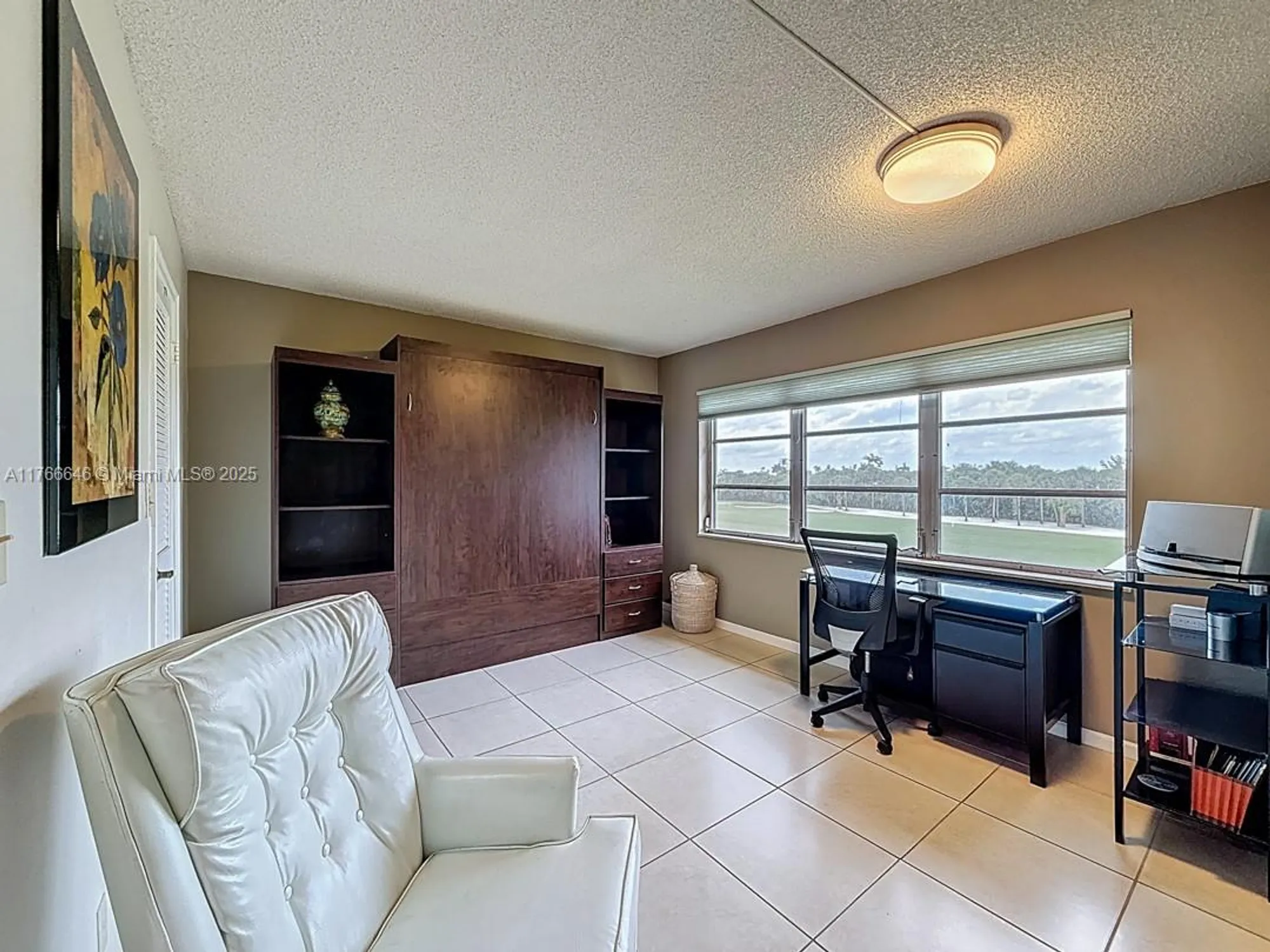 Property Slideshow image 20 of 38 | 9411 n hollybrook lake dr 304, Pembroke Pines, FL, 33025