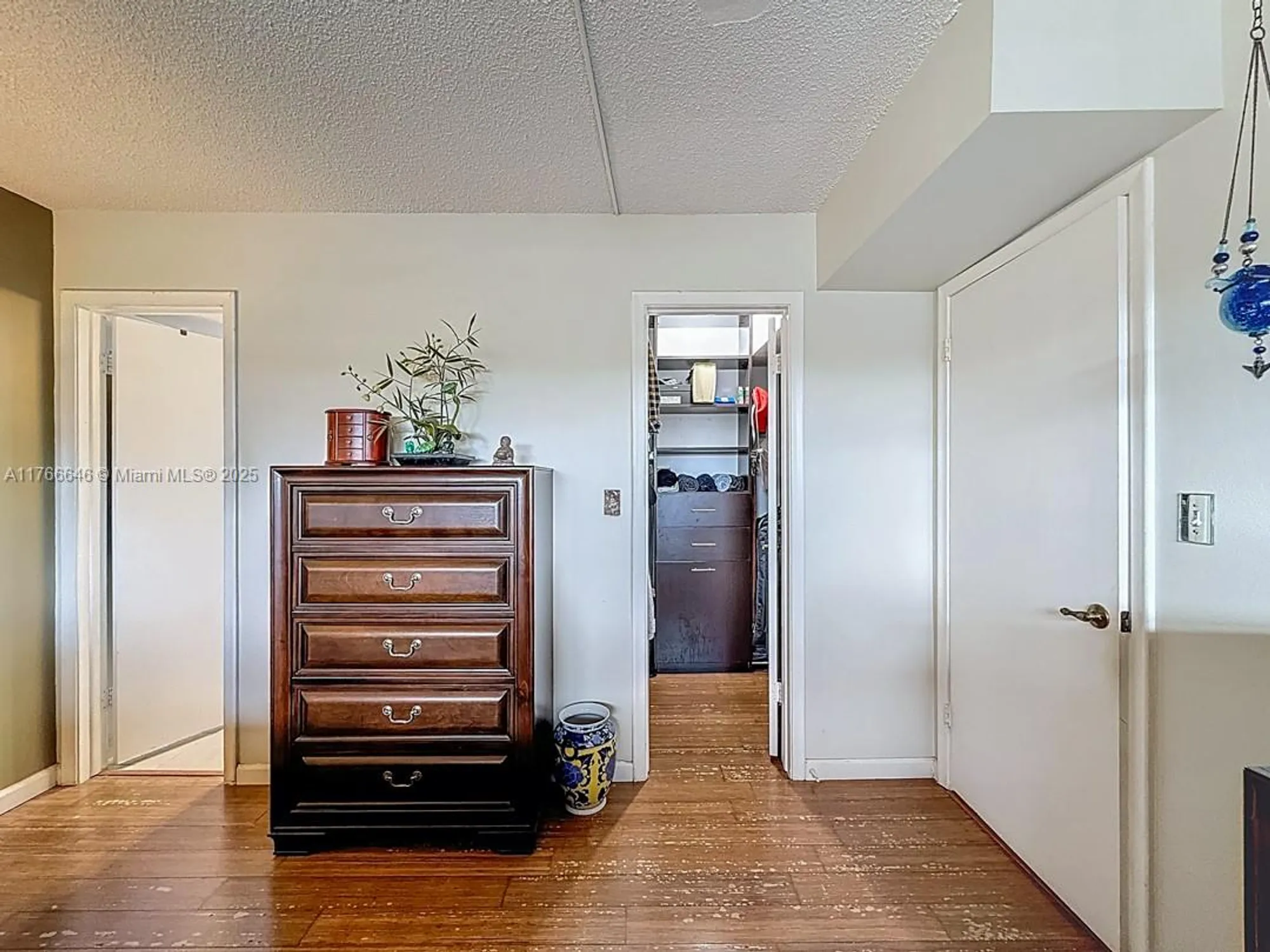 Property Slideshow image 34 of 38 | 9411 n hollybrook lake dr 304, Pembroke Pines, FL, 33025