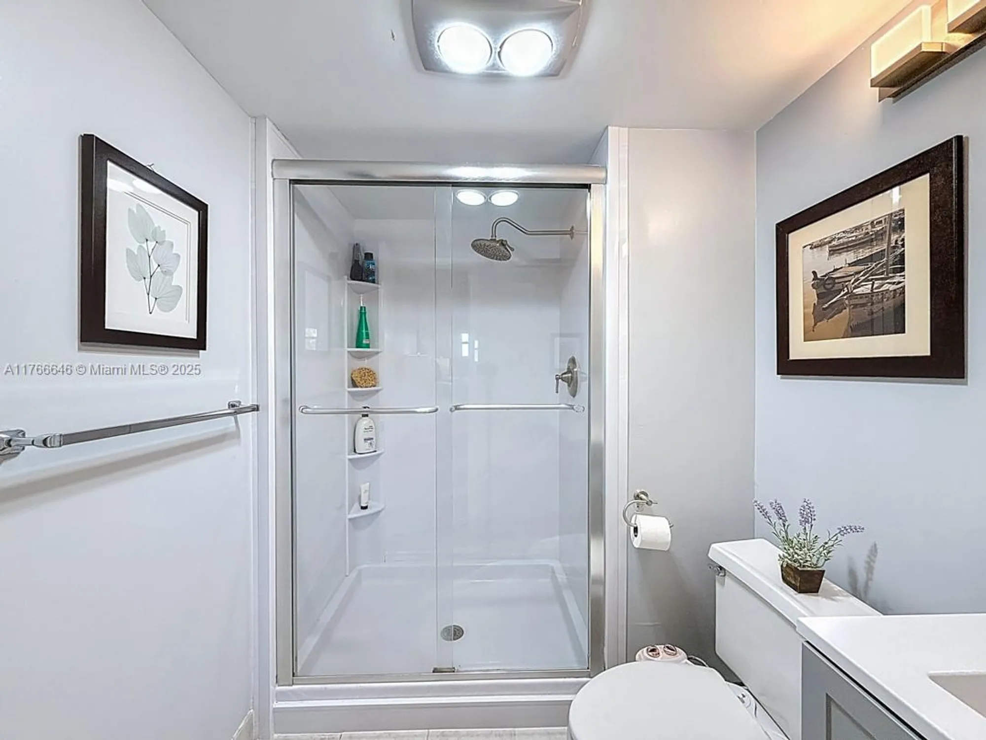 Property Slideshow image 31 of 38 | 9411 n hollybrook lake dr 304, Pembroke Pines, FL, 33025