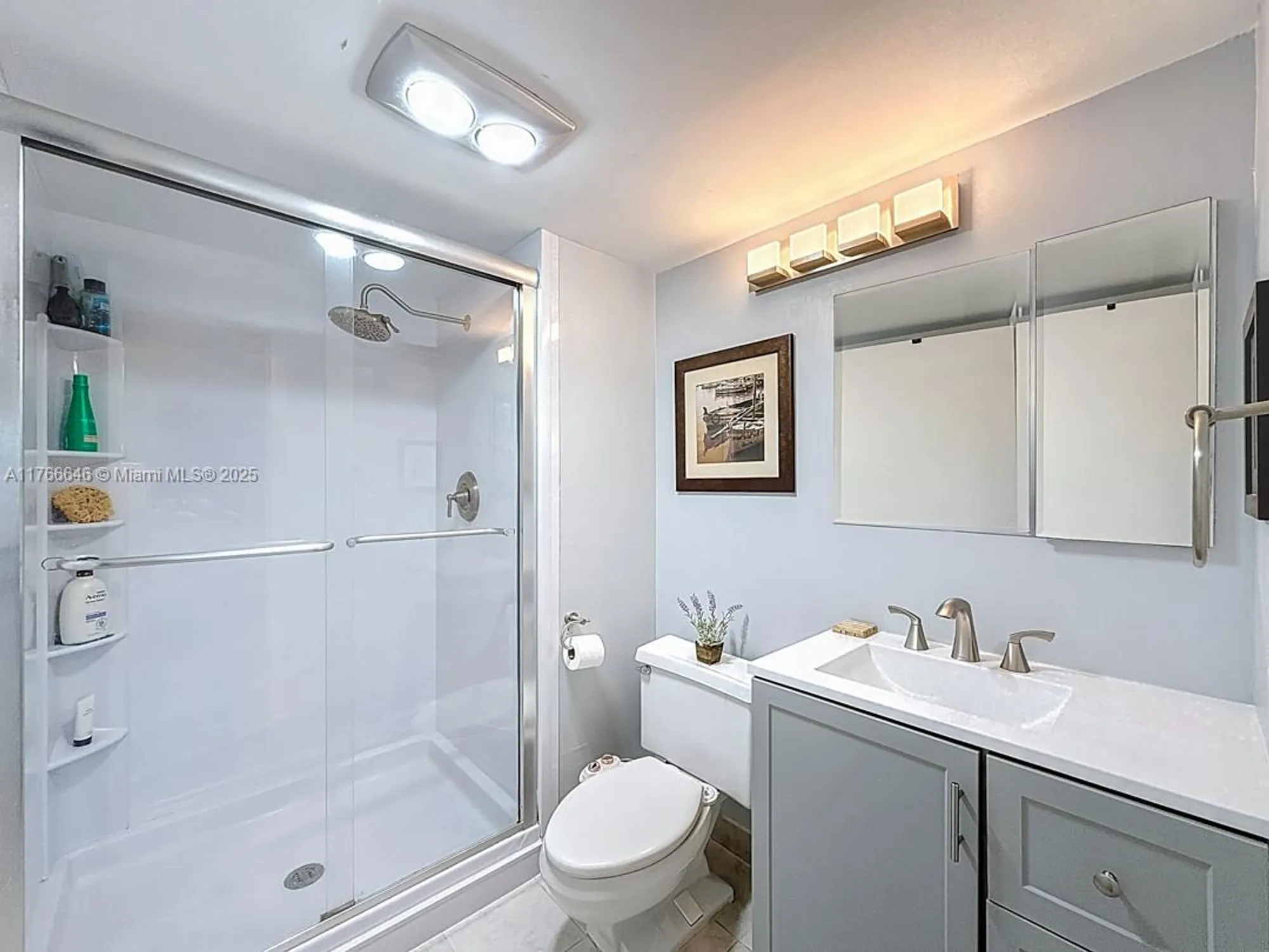 Property Slideshow image 32 of 38 | 9411 n hollybrook lake dr 304, Pembroke Pines, FL, 33025