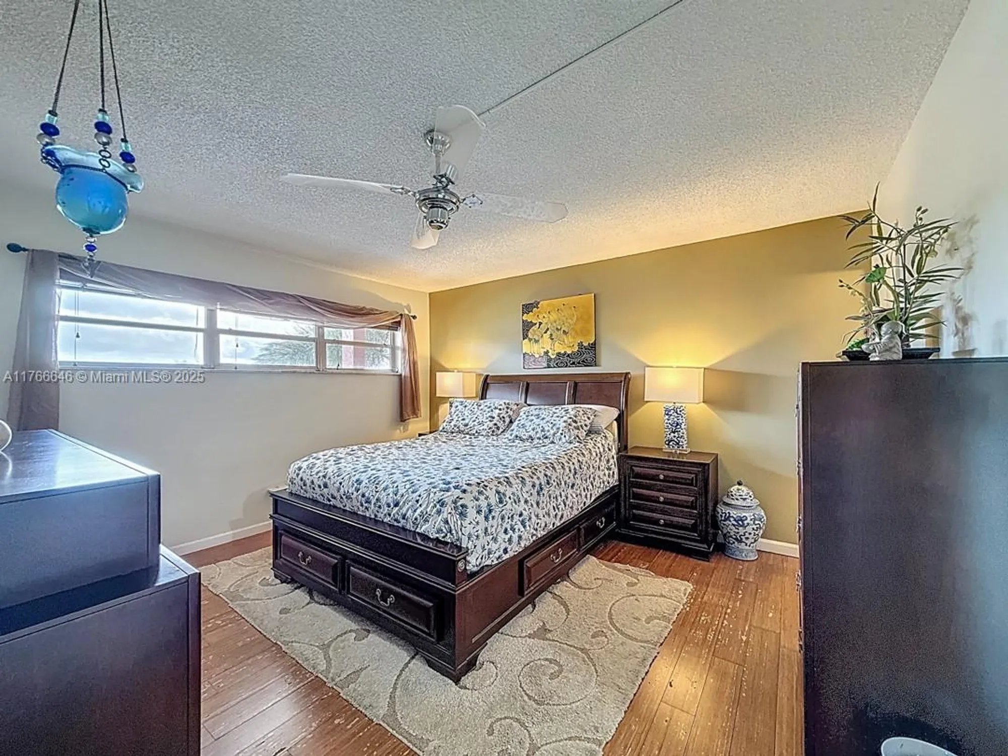 Property Slideshow image 5 of 38 | 9411 n hollybrook lake dr 304, Pembroke Pines, FL, 33025