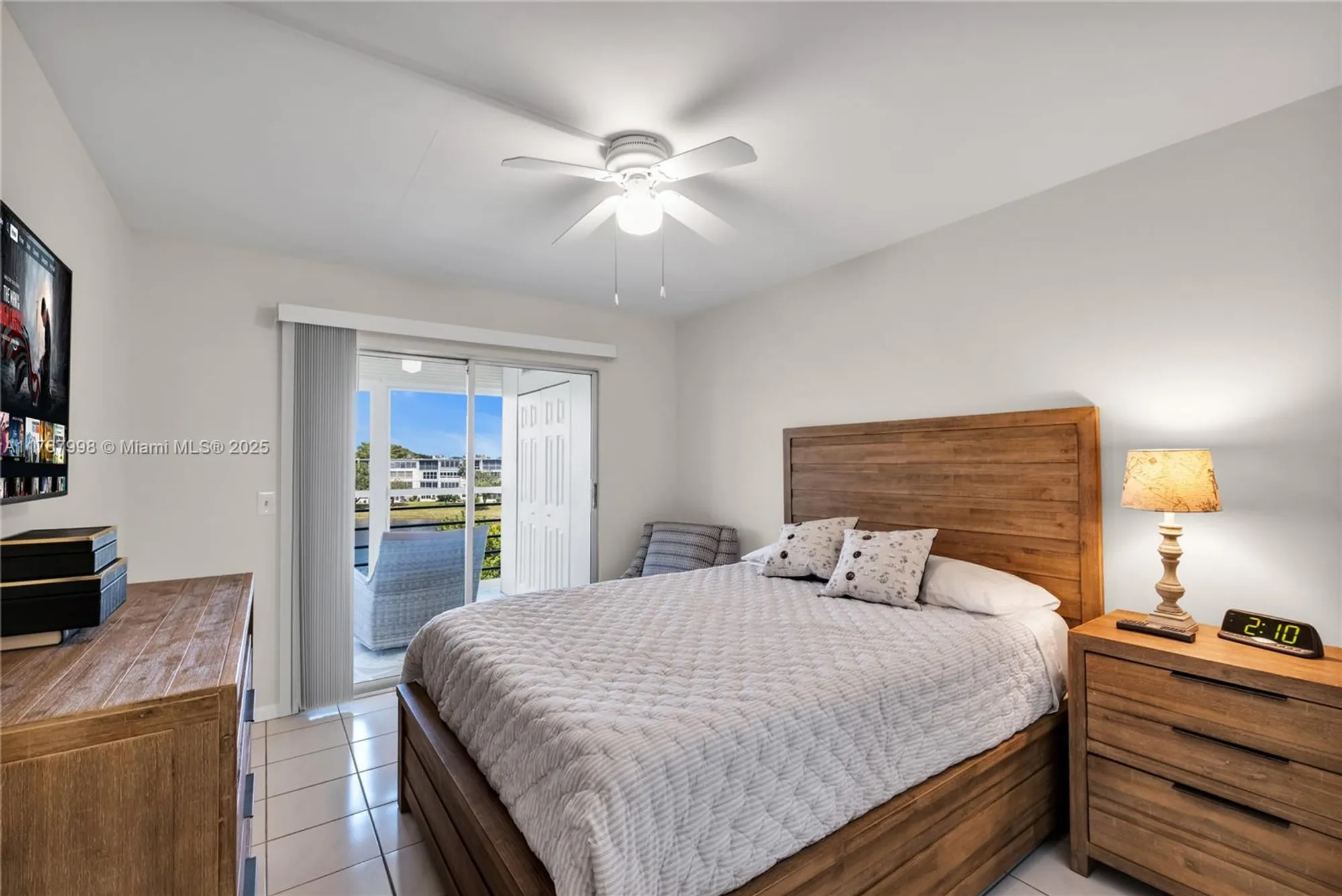 Property Slideshow image 18 of 32 | 4032 farnham o # 4032, Deerfield Beach, FL, 33442