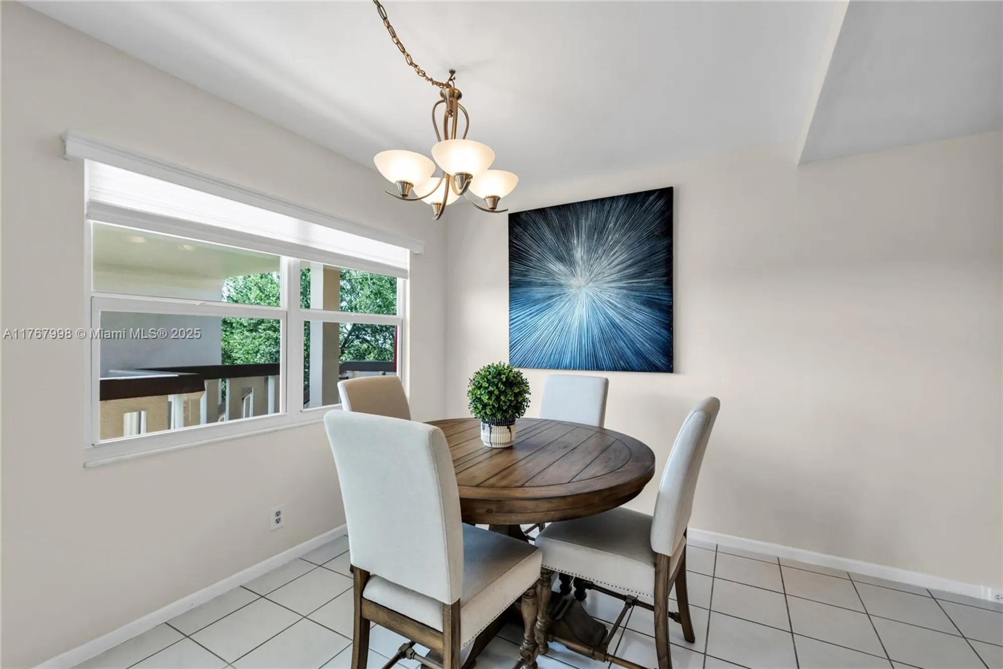 Property Slideshow image 11 of 32 | 4032 farnham o # 4032, Deerfield Beach, FL, 33442