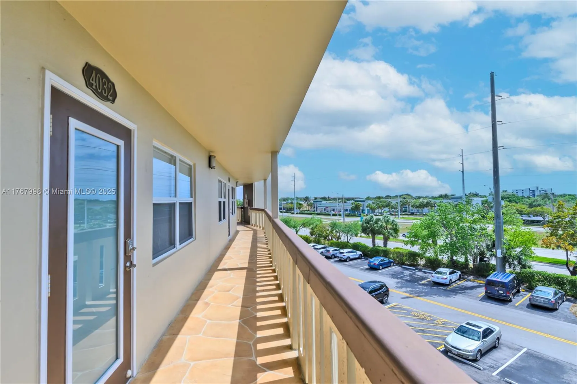 Property Slideshow image 26 of 32 | 4032 farnham o # 4032, Deerfield Beach, FL, 33442