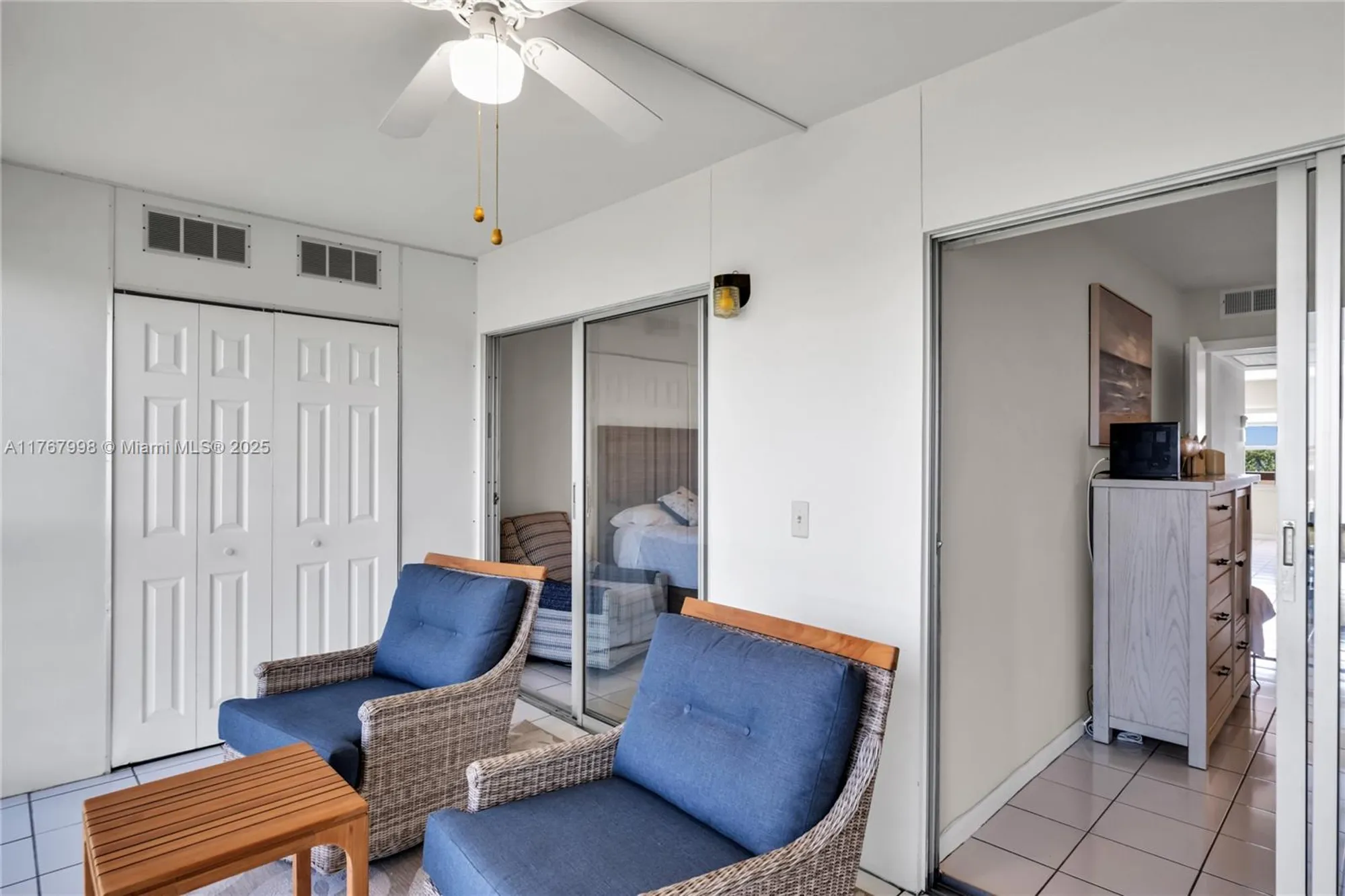 Property Slideshow image 7 of 32 | 4032 farnham o # 4032, Deerfield Beach, FL, 33442