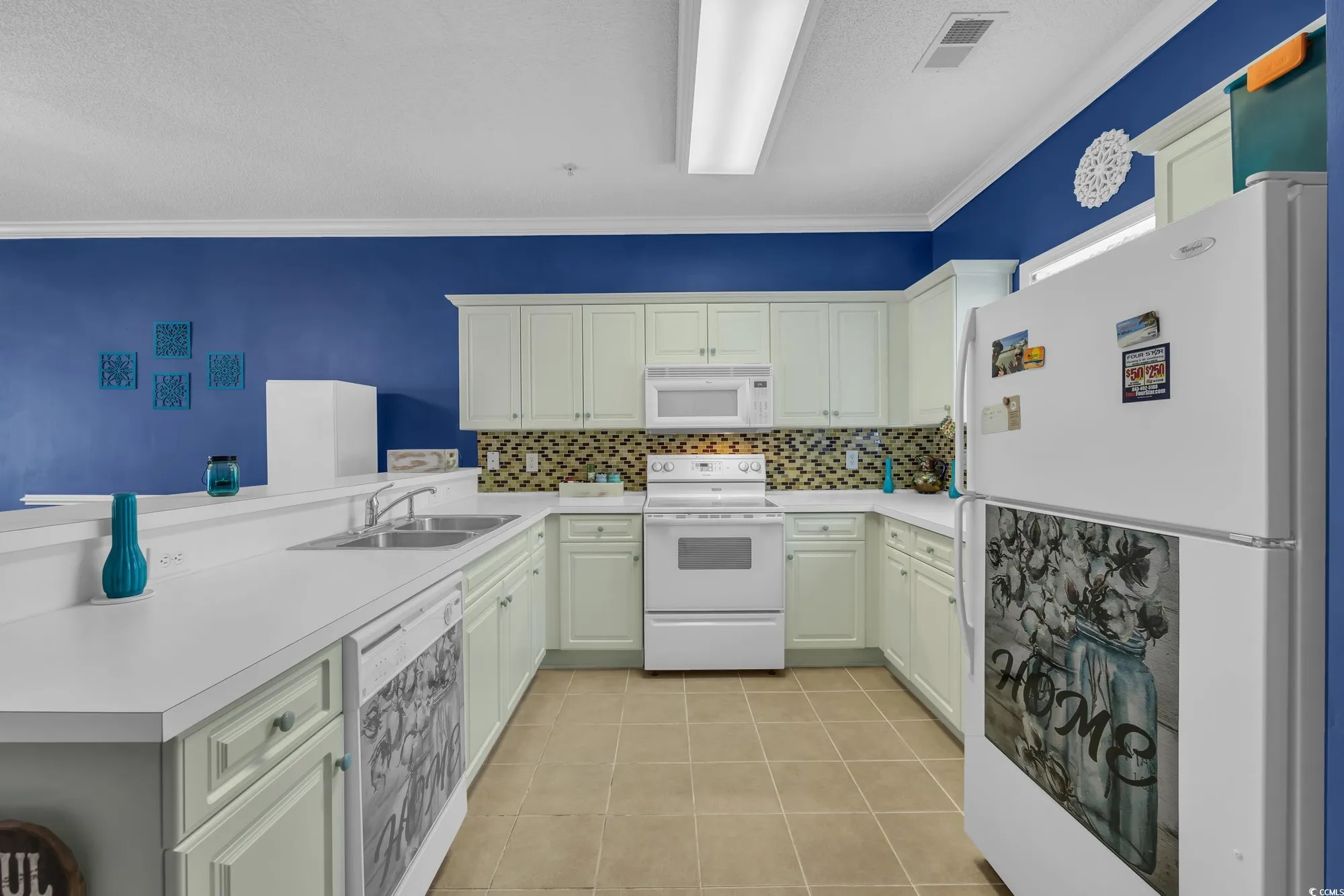 Property Slideshow image 4 of 22 | 801 crumpet ct unit 1136, Myrtle Beach, SC, 29579