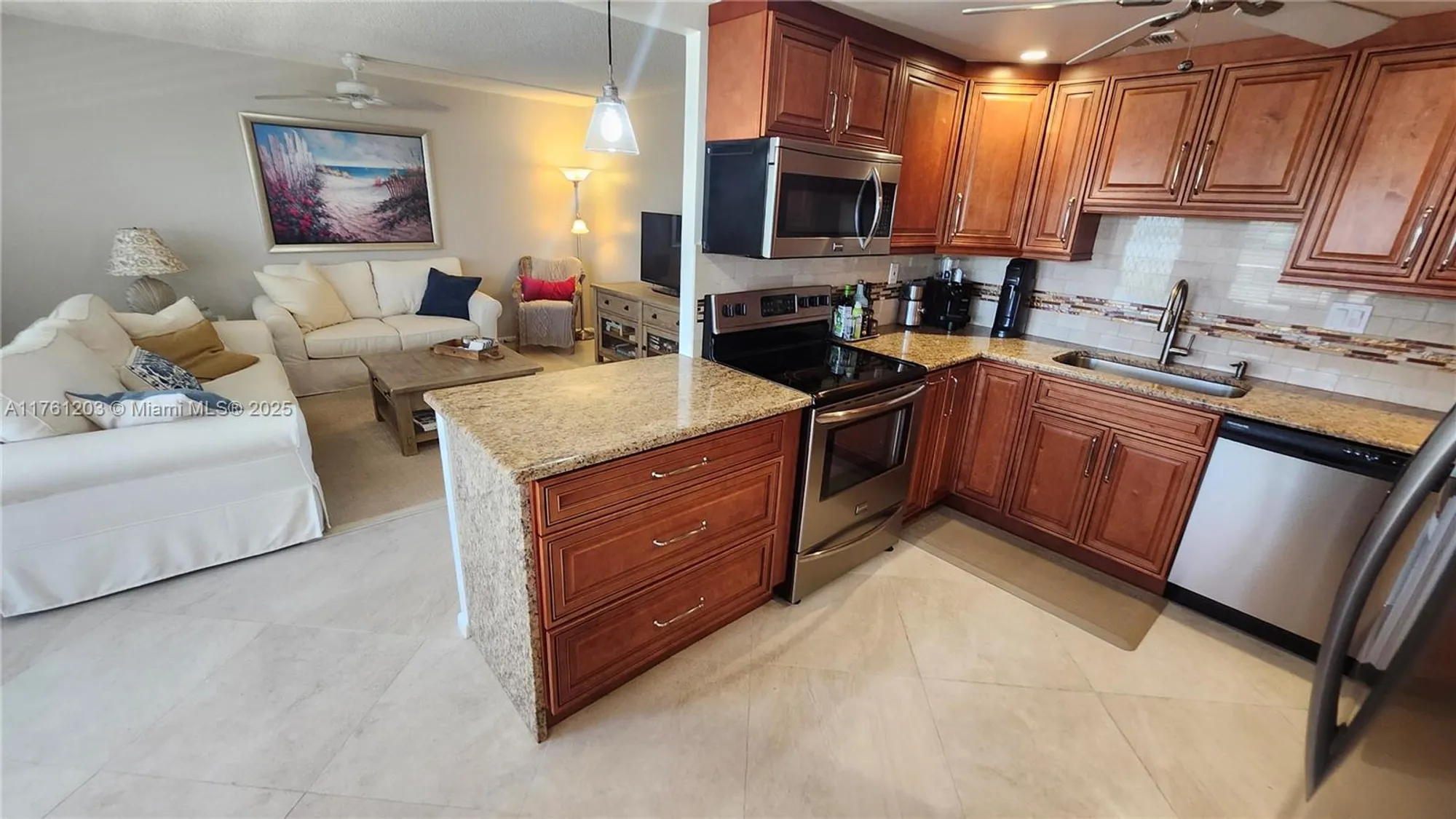 Property Slideshow image 7 of 41 | 4072 ventnor p # 4072, Deerfield Beach, FL, 33442