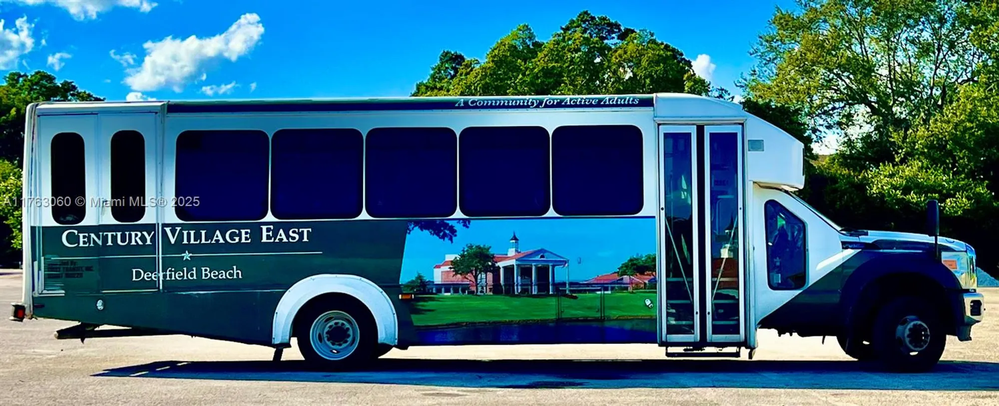 Property Slideshow image 25 of 42 | 2112 newport u # 2112, Deerfield Beach, FL, 33442