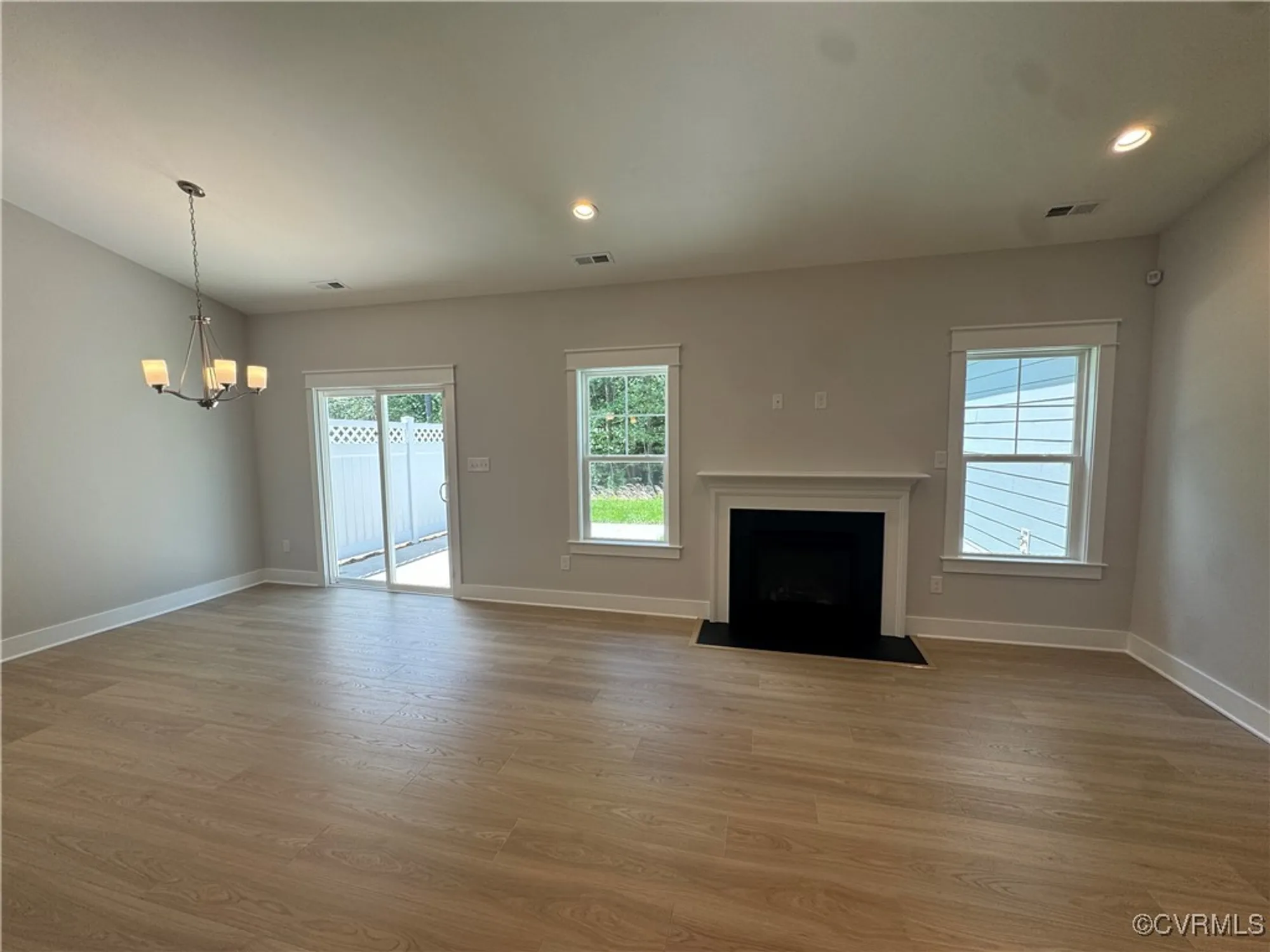 Property Slideshow image 9 of 16 | 10427 odette estate ln # k3, Mechanicsville, VA, 23116