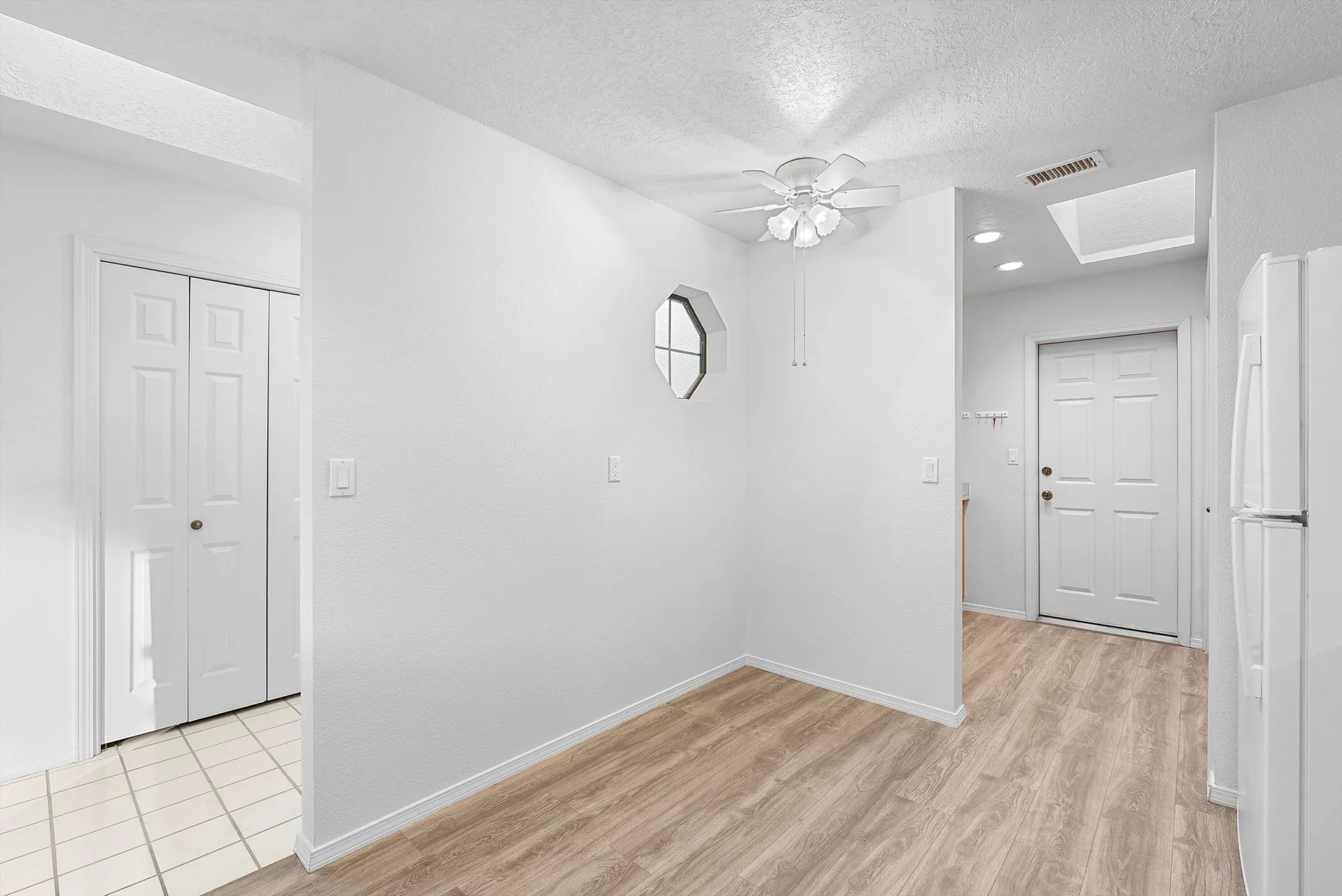 Property Slideshow image 12 of 35 | 3253 esplanade cir, Rio Rancho, NM, 87124