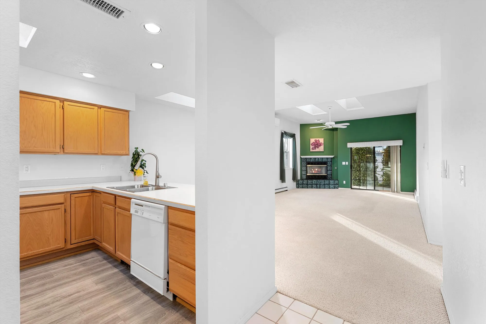 Property Slideshow image 8 of 35 | 3253 esplanade cir, Rio Rancho, NM, 87124