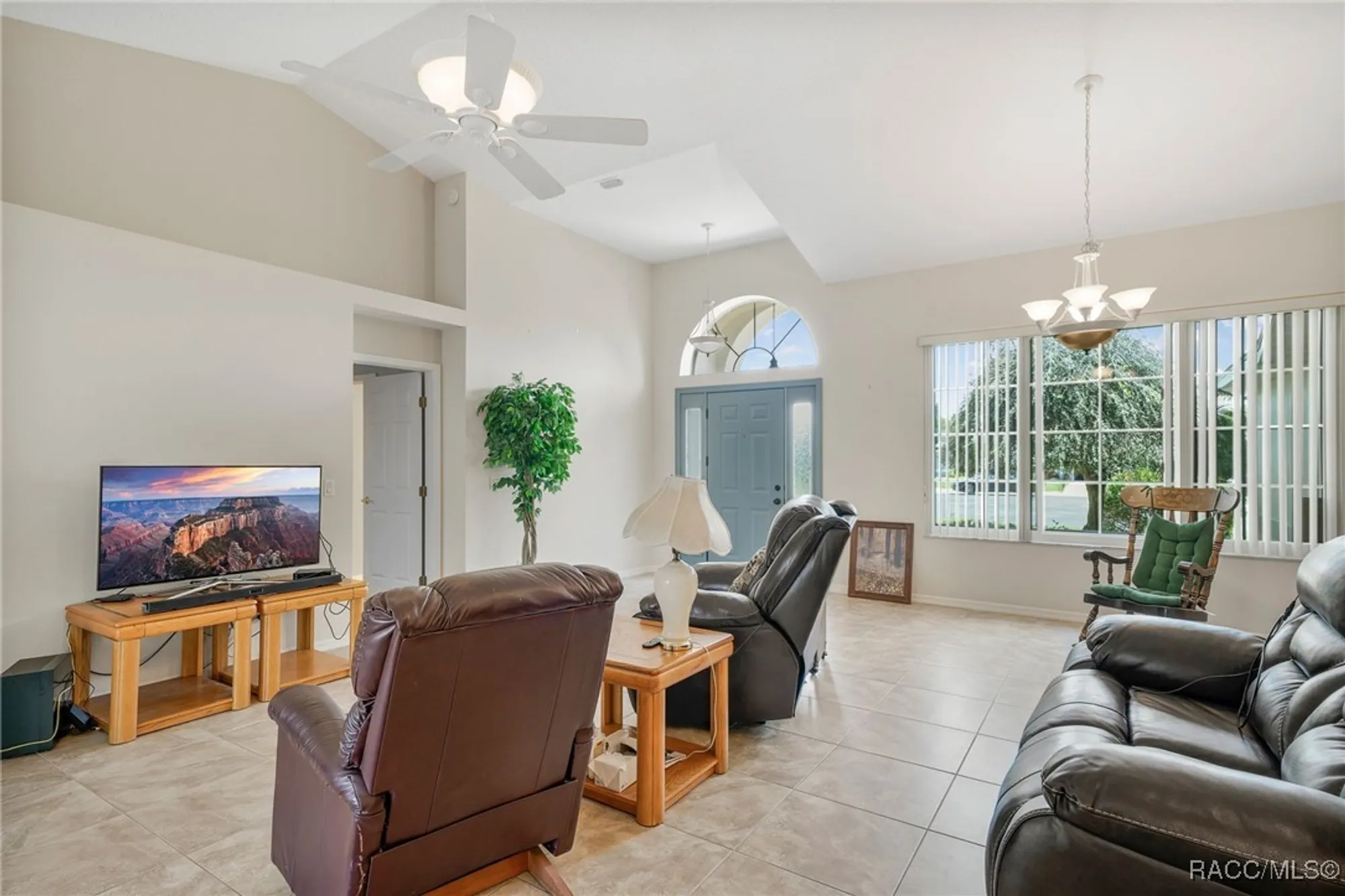 Property Slideshow image 11 of 39 | 4542 n serene pt, Hernando, FL, 34442