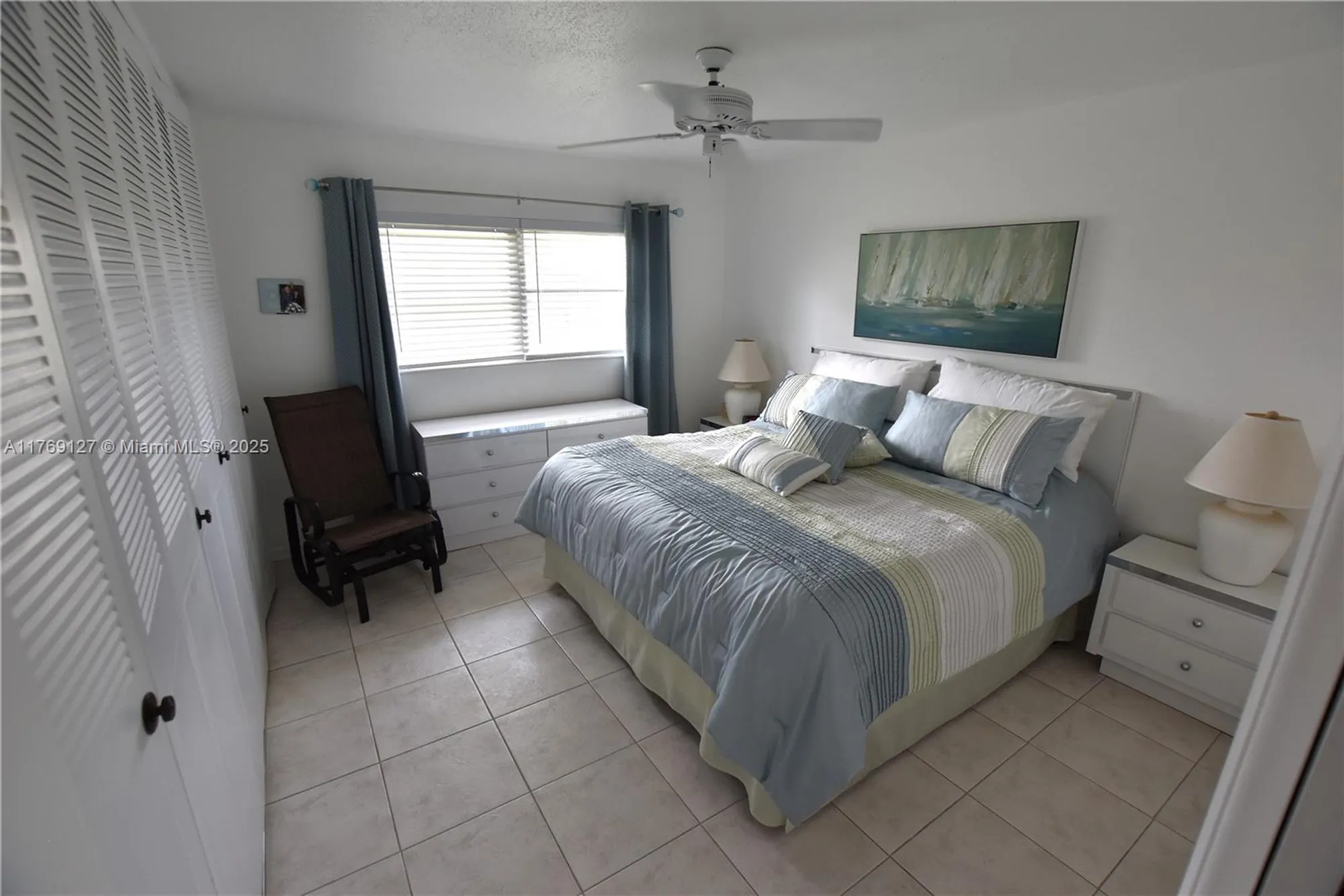 Property Slideshow image 16 of 47 | 2735 dudley dr b, West Palm Beach, FL, 33415