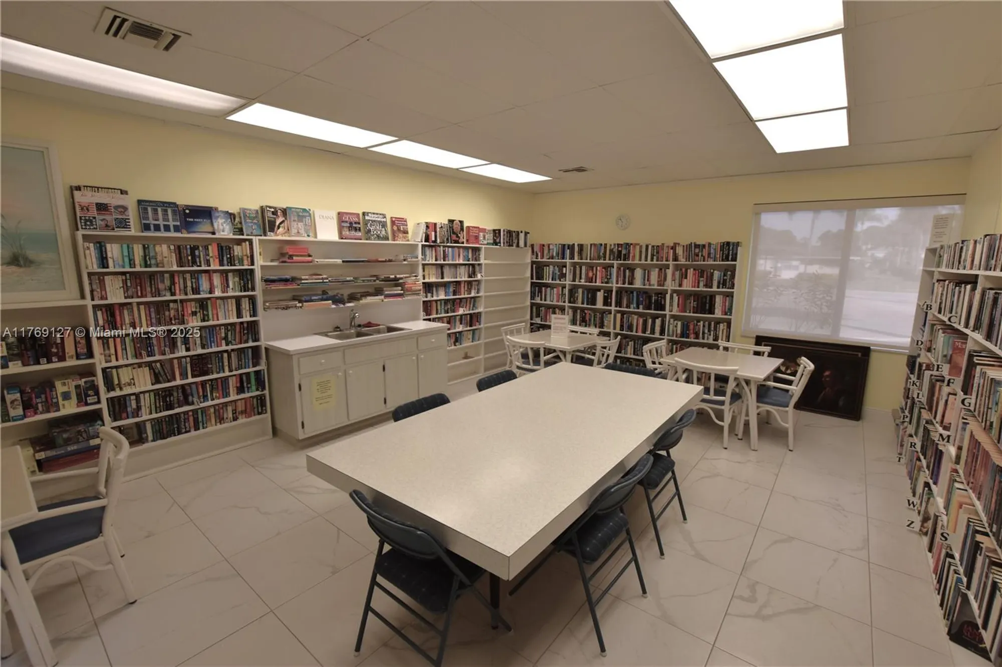 Property Slideshow image 30 of 47 | 2735 dudley dr b, West Palm Beach, FL, 33415