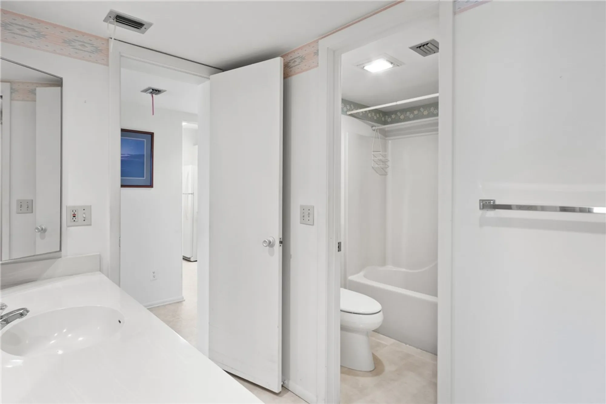 Property Slideshow image 15 of 34 | 3 plantation dr 202, Vero Beach, FL, 32966