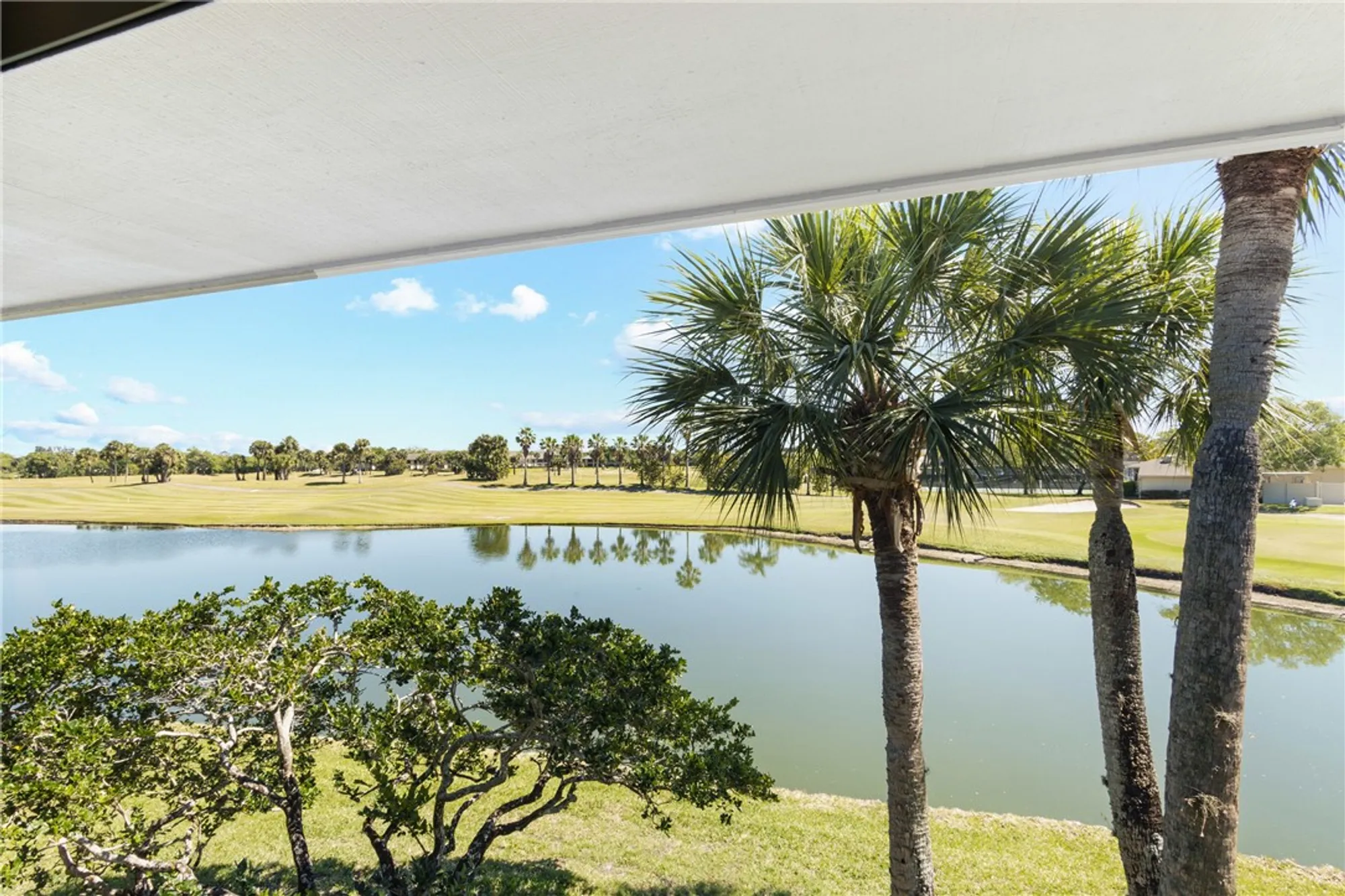 Property Slideshow image 11 of 34 | 3 plantation dr 202, Vero Beach, FL, 32966
