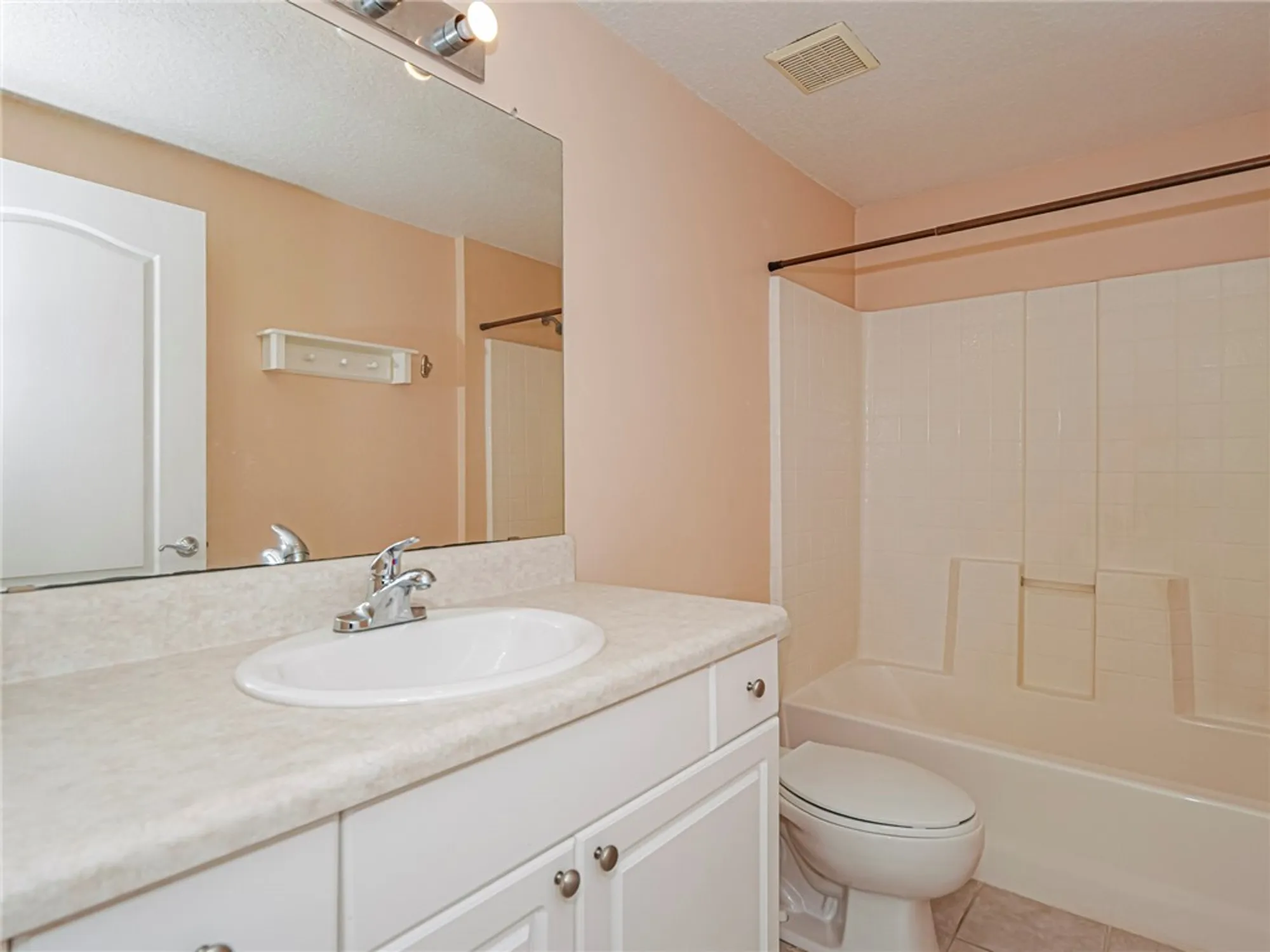Property Slideshow image 16 of 25 | 5080 fairways cir apt g205, Vero Beach, FL, 32967