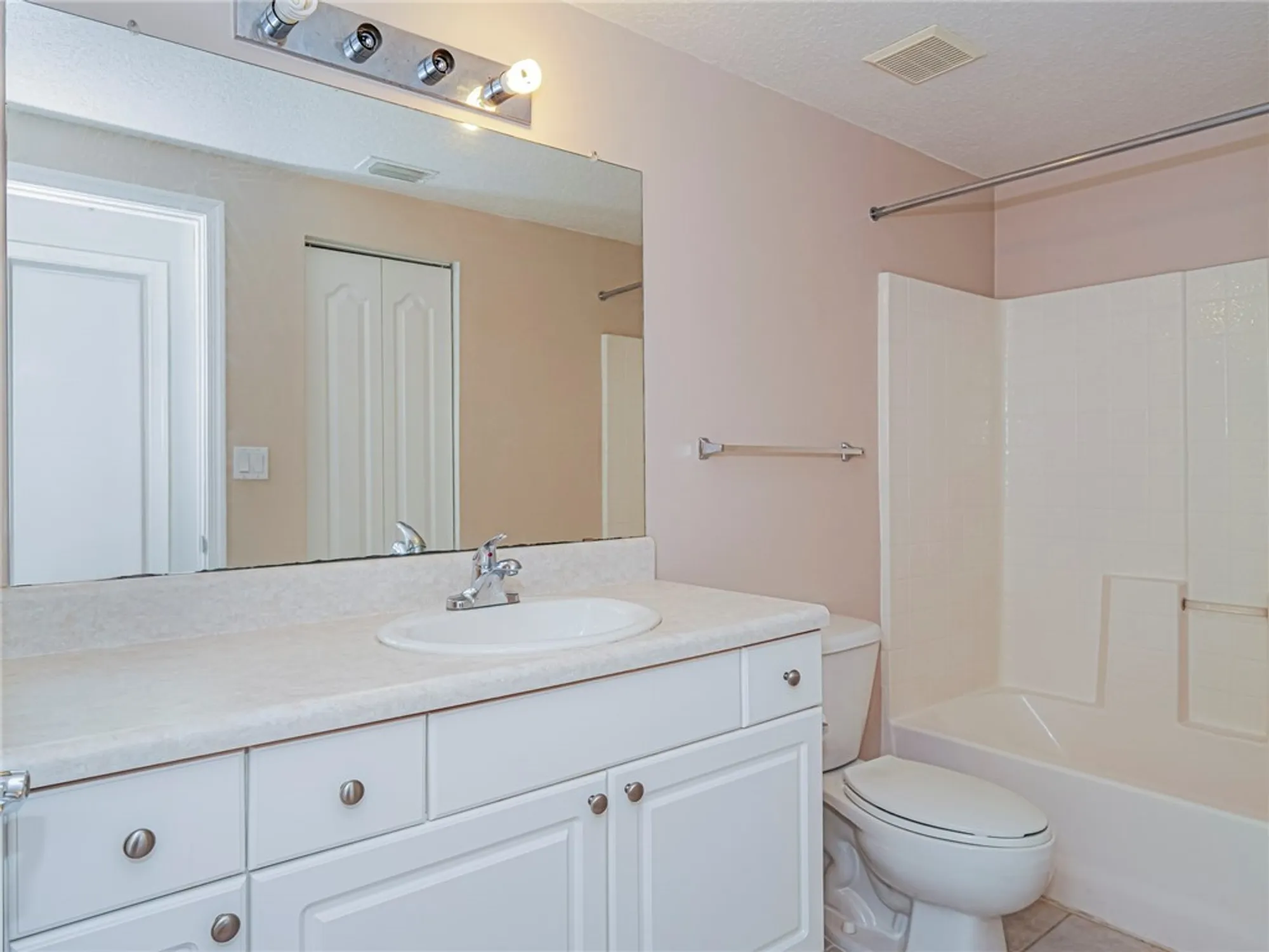 Property Slideshow image 21 of 25 | 5080 fairways cir apt g205, Vero Beach, FL, 32967