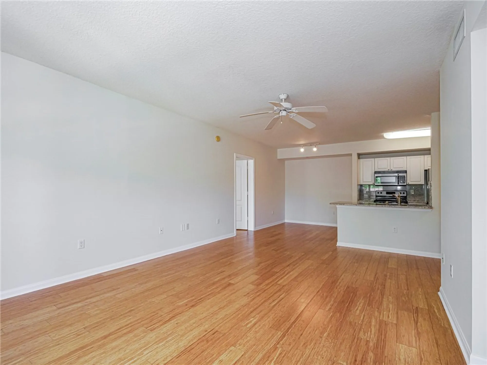 Property Slideshow image 6 of 25 | 5080 fairways cir apt g205, Vero Beach, FL, 32967