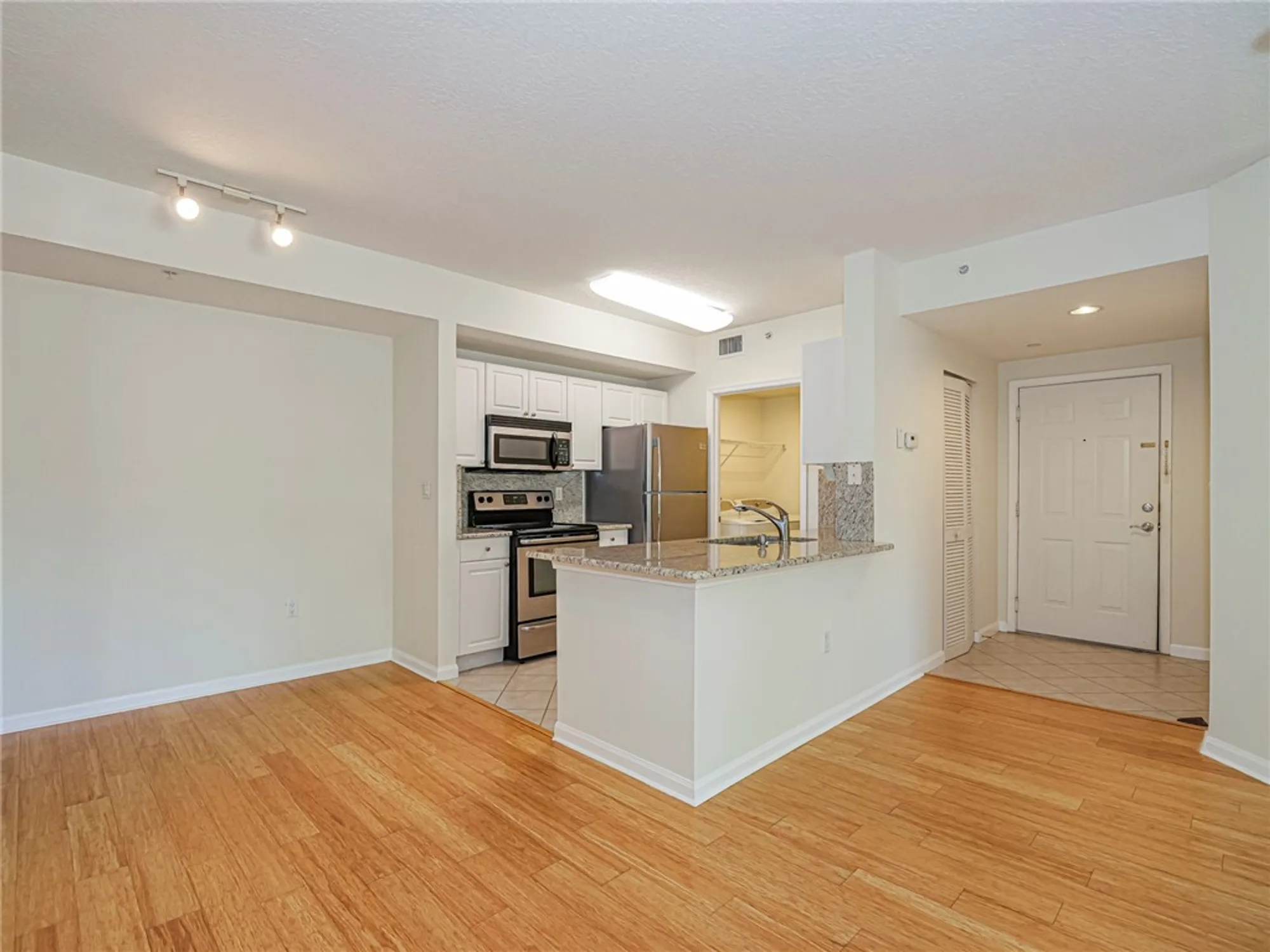 Property Slideshow image 7 of 25 | 5080 fairways cir apt g205, Vero Beach, FL, 32967