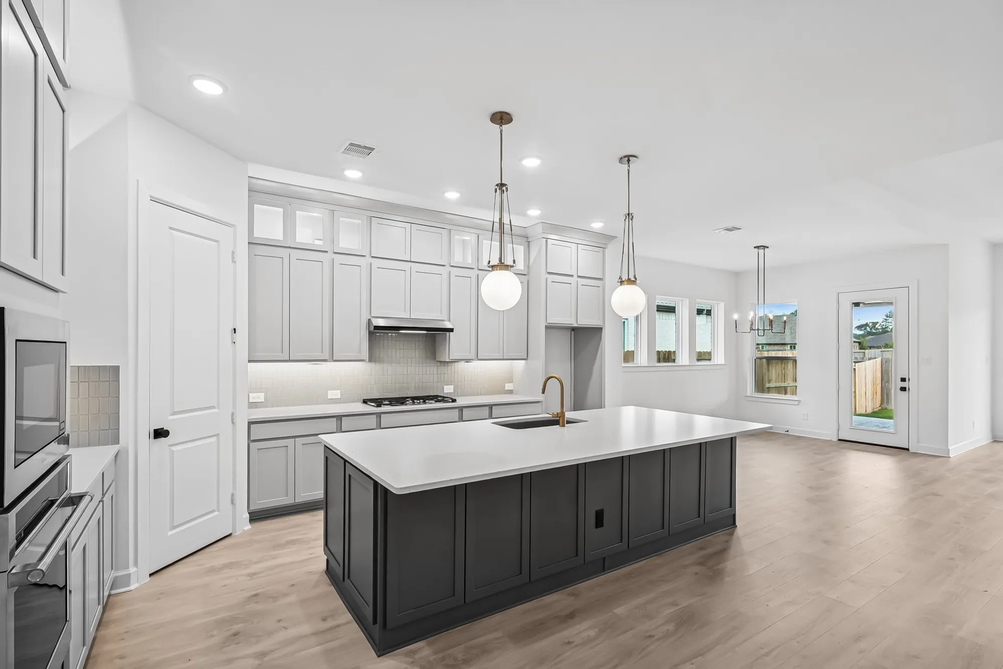 Property Slideshow image 25 of 47 | 21844 victory green way, Porter, TX, 77365