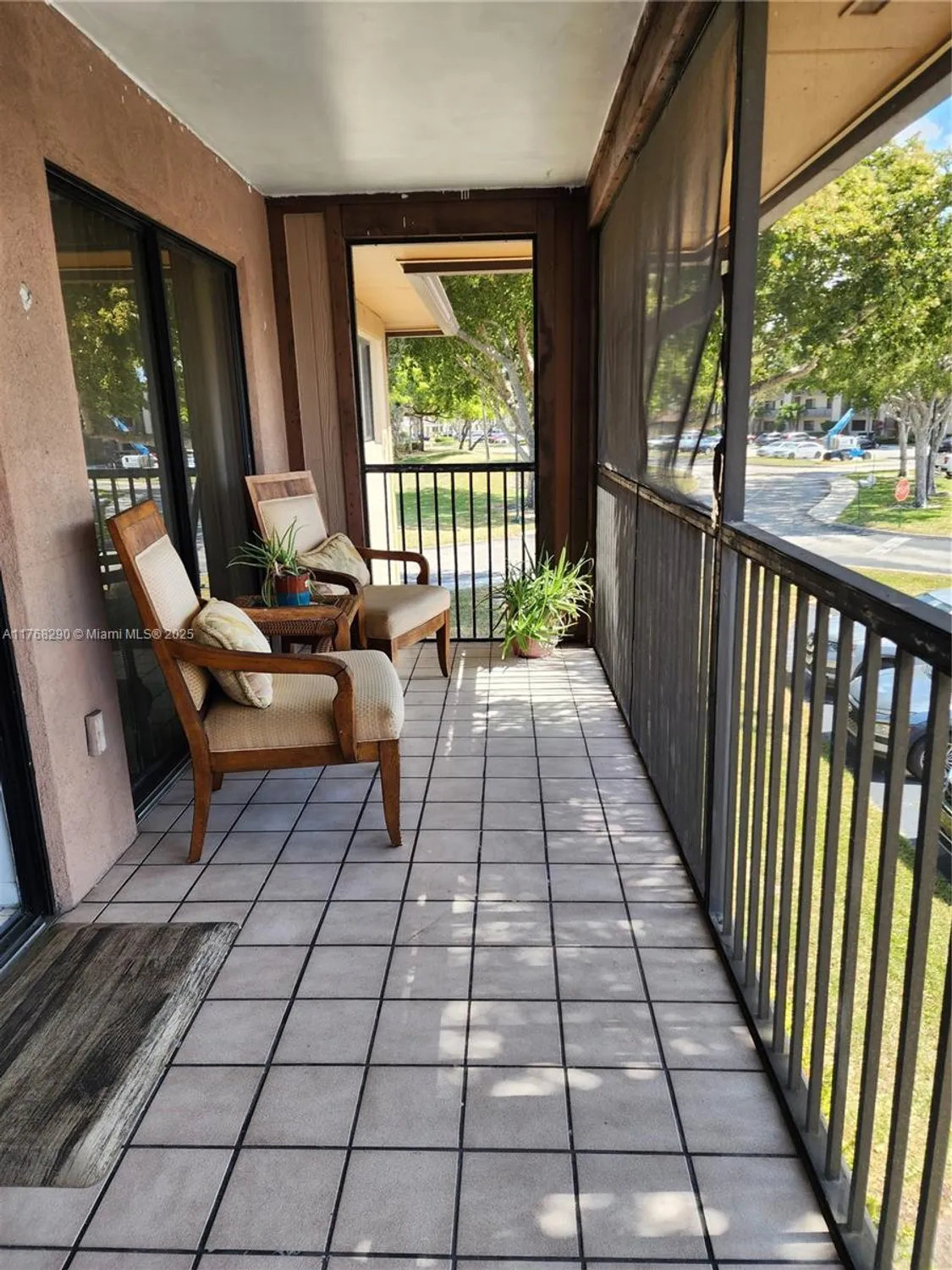 Property Slideshow image 14 of 25 | 10747 w clairmont cir 204, Tamarac, FL, 33321