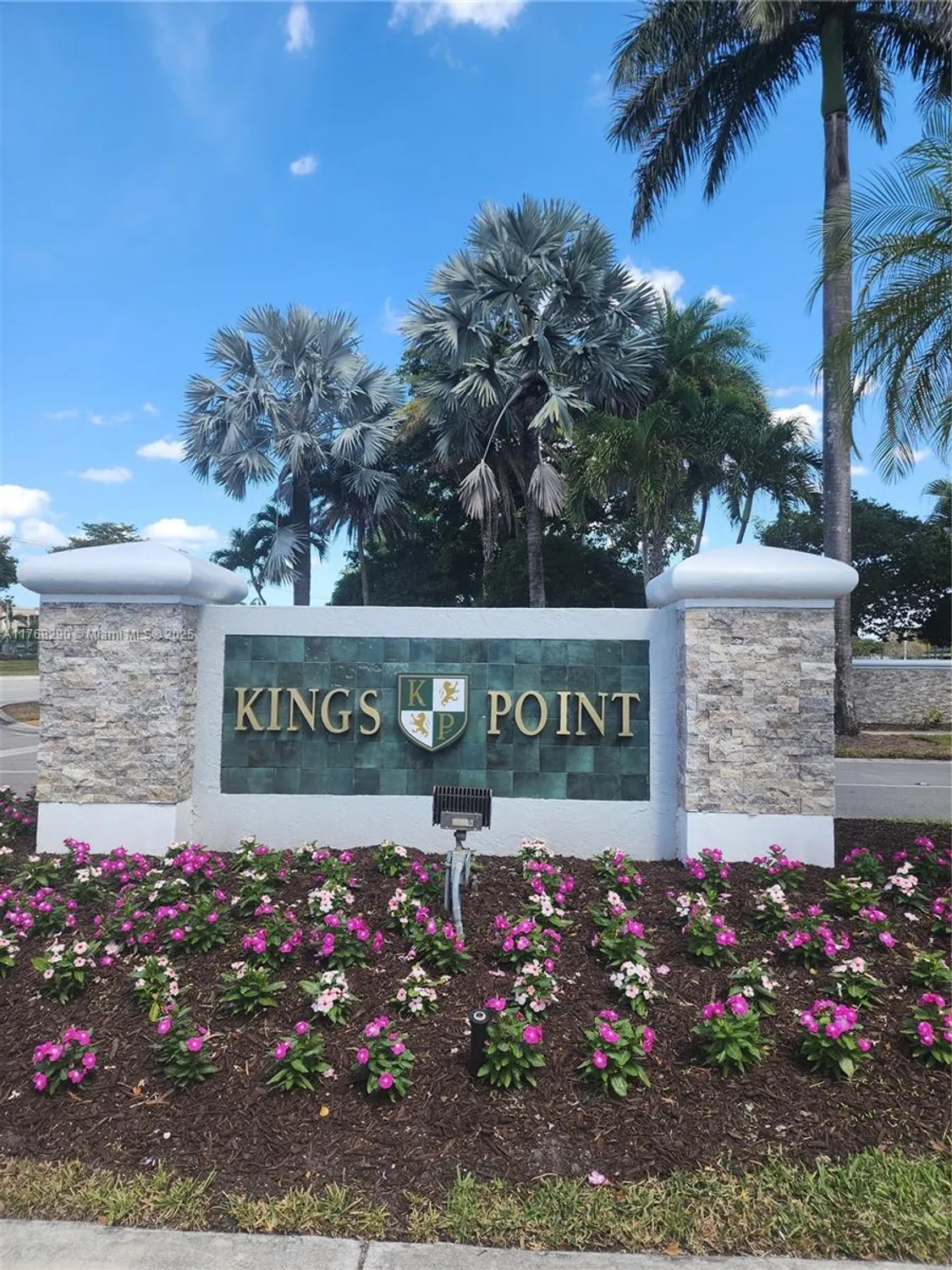 Property Slideshow image 1 of 25 | 10747 w clairmont cir 204, Tamarac, FL, 33321