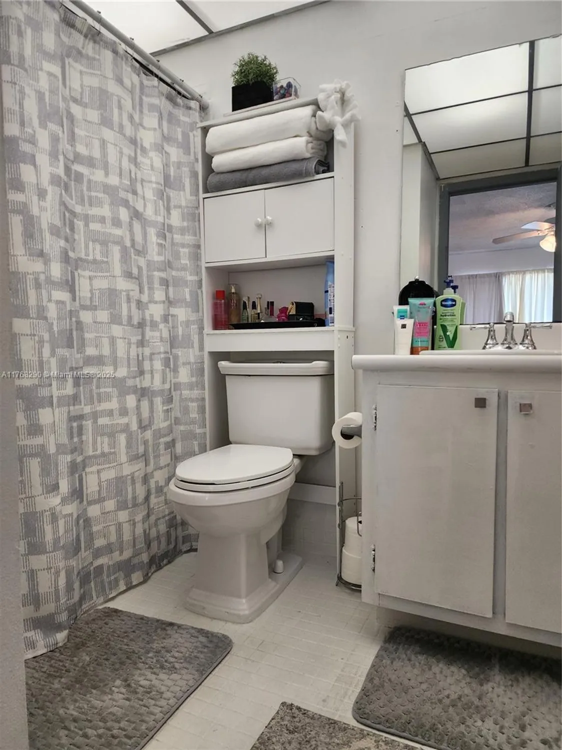 Property Slideshow image 22 of 25 | 10747 w clairmont cir 204, Tamarac, FL, 33321